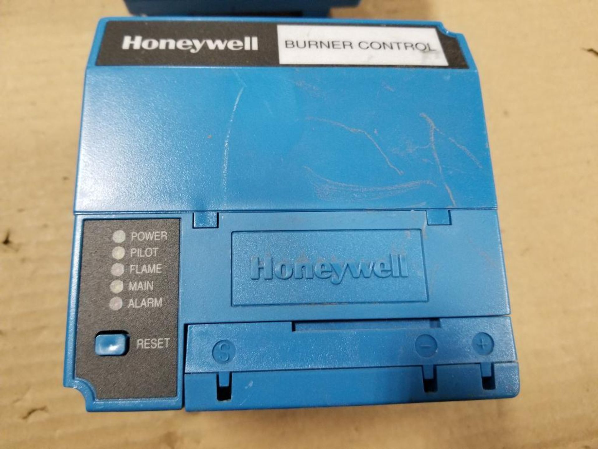 Qty 2 - Honeywell RM7890-B-1030 burner control unit. - Image 4 of 7