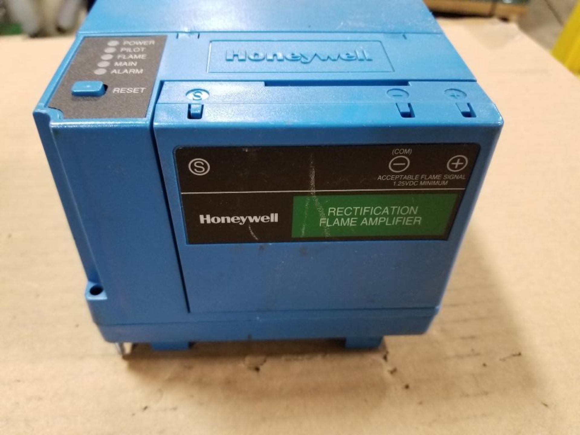 Qty 2 - Honeywell RM7890-B-1030 burner control unit. - Image 3 of 7