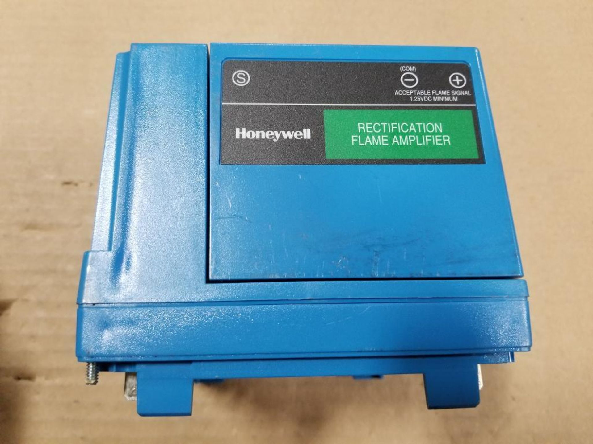 Qty 2 - Honeywell RM7890-B-1030 burner control unit. - Image 3 of 8