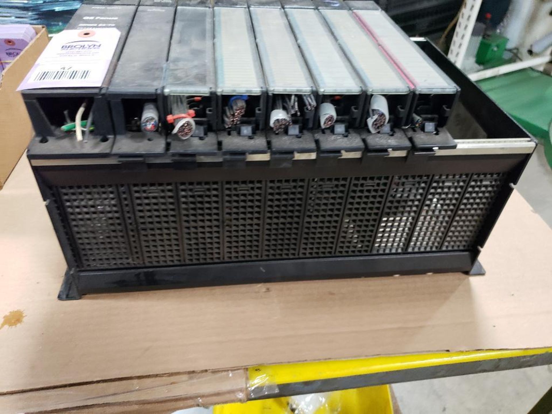 GE Fanuc Series 90-70 programmable controller rack. - Image 5 of 9