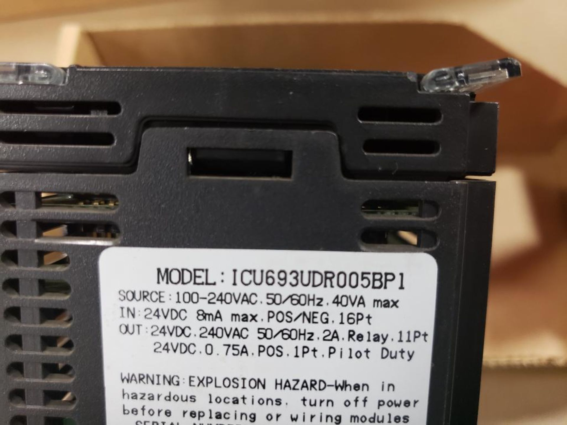 GE Fanuc Series 90 Micro programmable controller. IC693UDR005BP1. - Image 4 of 4