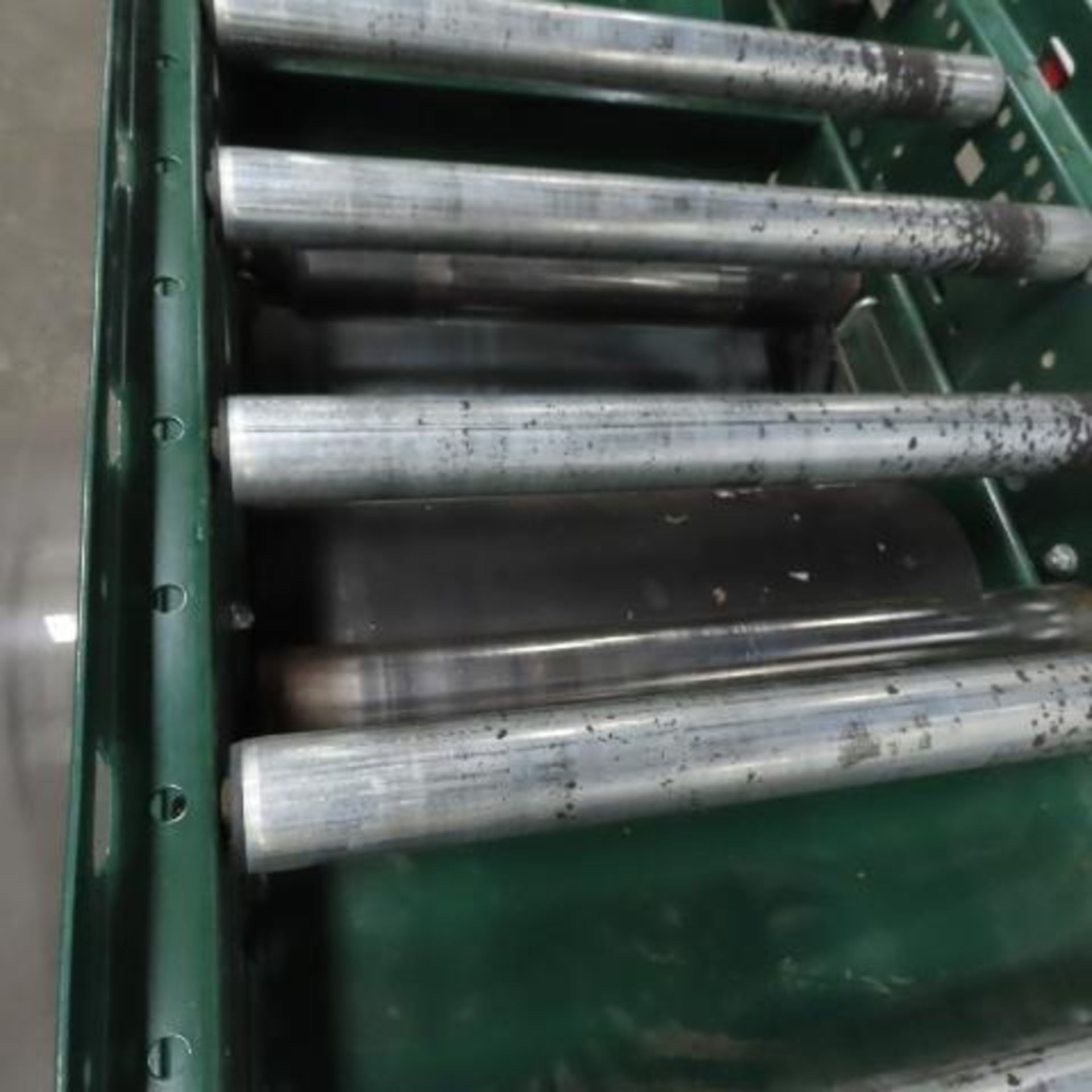 Rapistan Dematic 25" x 144 " Center Drive Belt Over Roller Conveyor 60 FPM 3Ph - Image 5 of 9