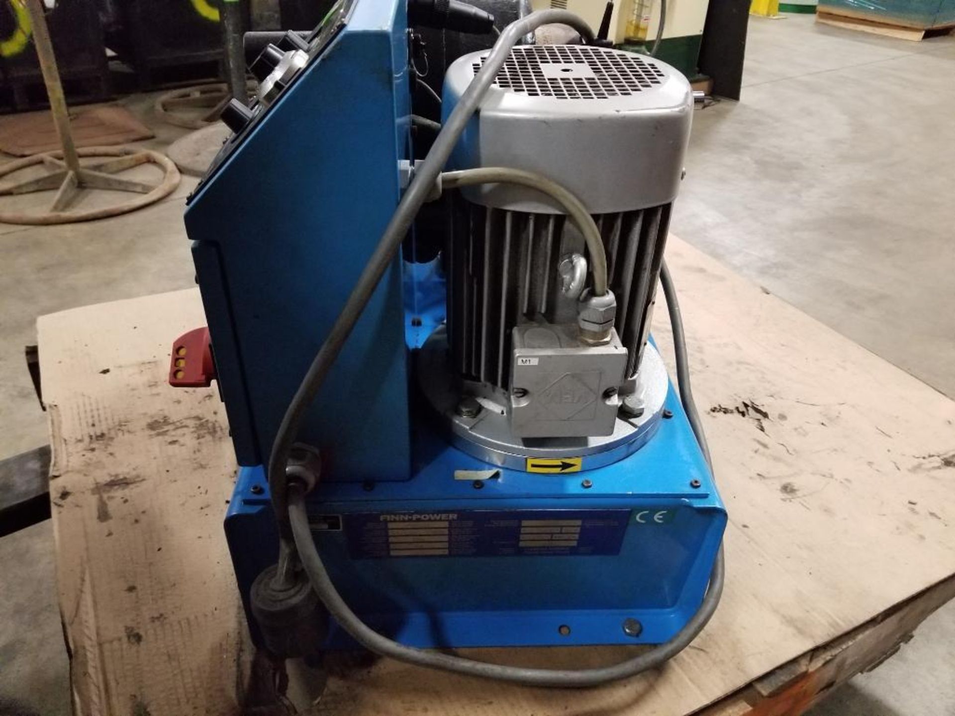 Finn-Power hydraulic swaging crimping machine. Model P20, Part number P20IS23. Mfg date 2005. - Image 16 of 16