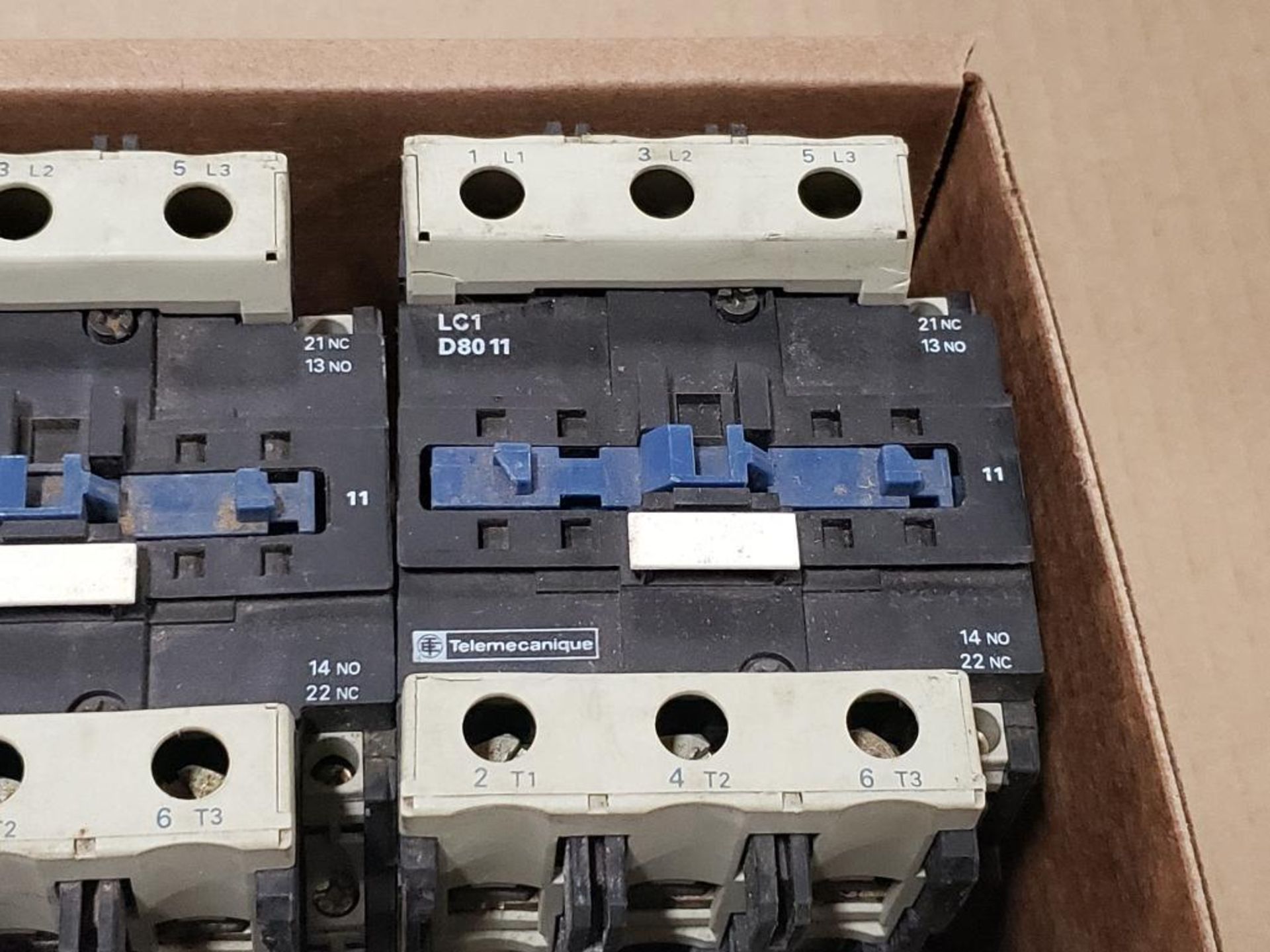 Large assortment of contactors. - Image 4 of 7