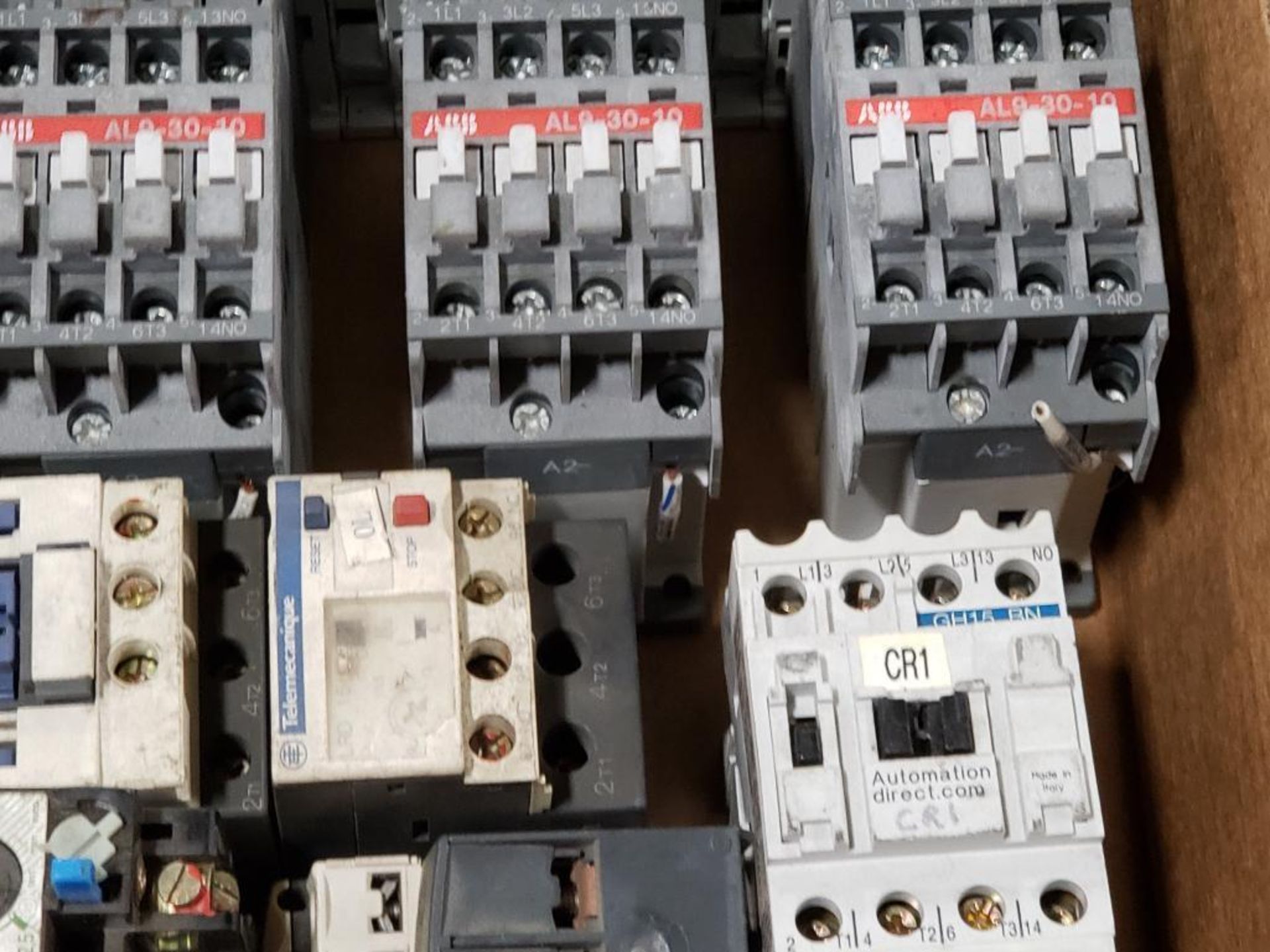 Assorted contactors. Allen Bradley, Abb, Siemens. - Image 5 of 10