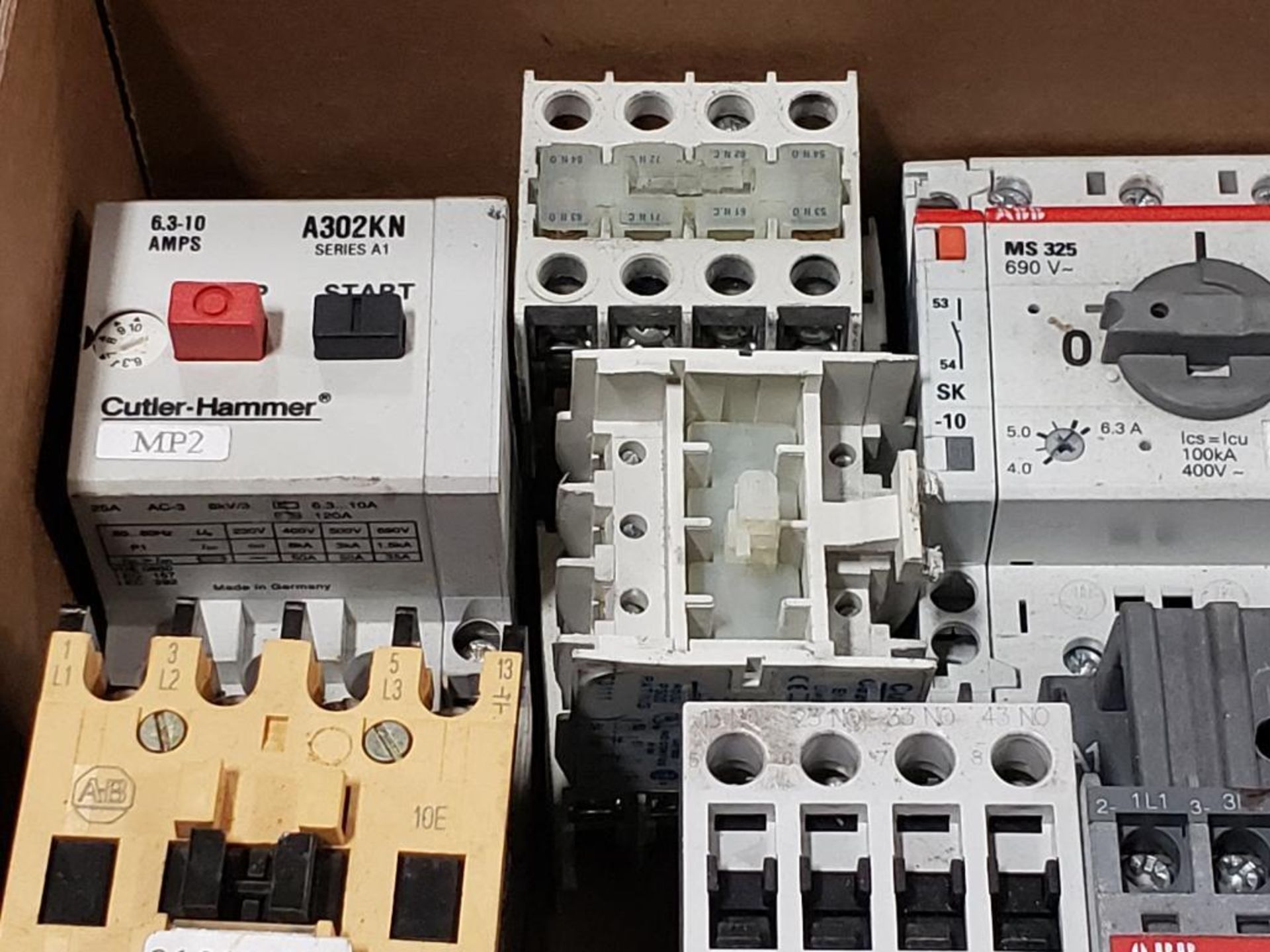 Assorted contactors. Allen Bradley, Abb, Siemens. - Image 2 of 10