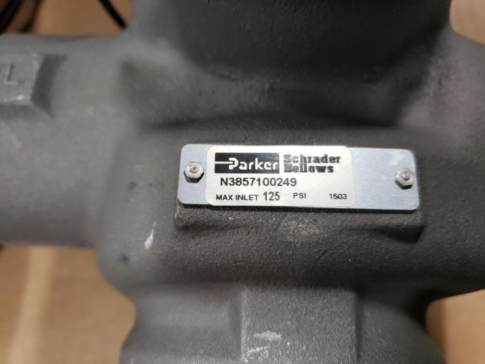 Parker Schrader Bellows N3857100249 poppet in-line valve. New no box. - Image 2 of 3