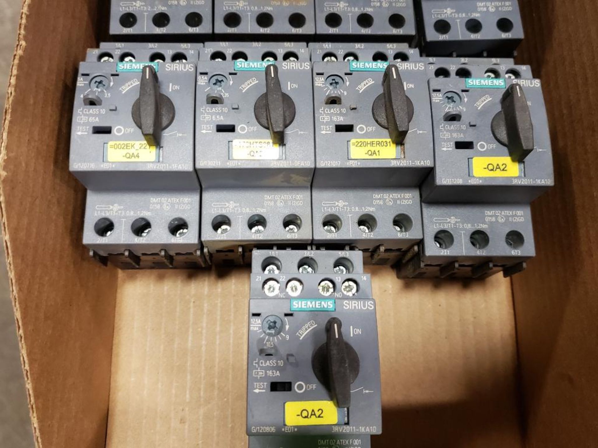 Qty 9 - Assorted Siemens Sirius motor starter, contactor. - Image 3 of 4