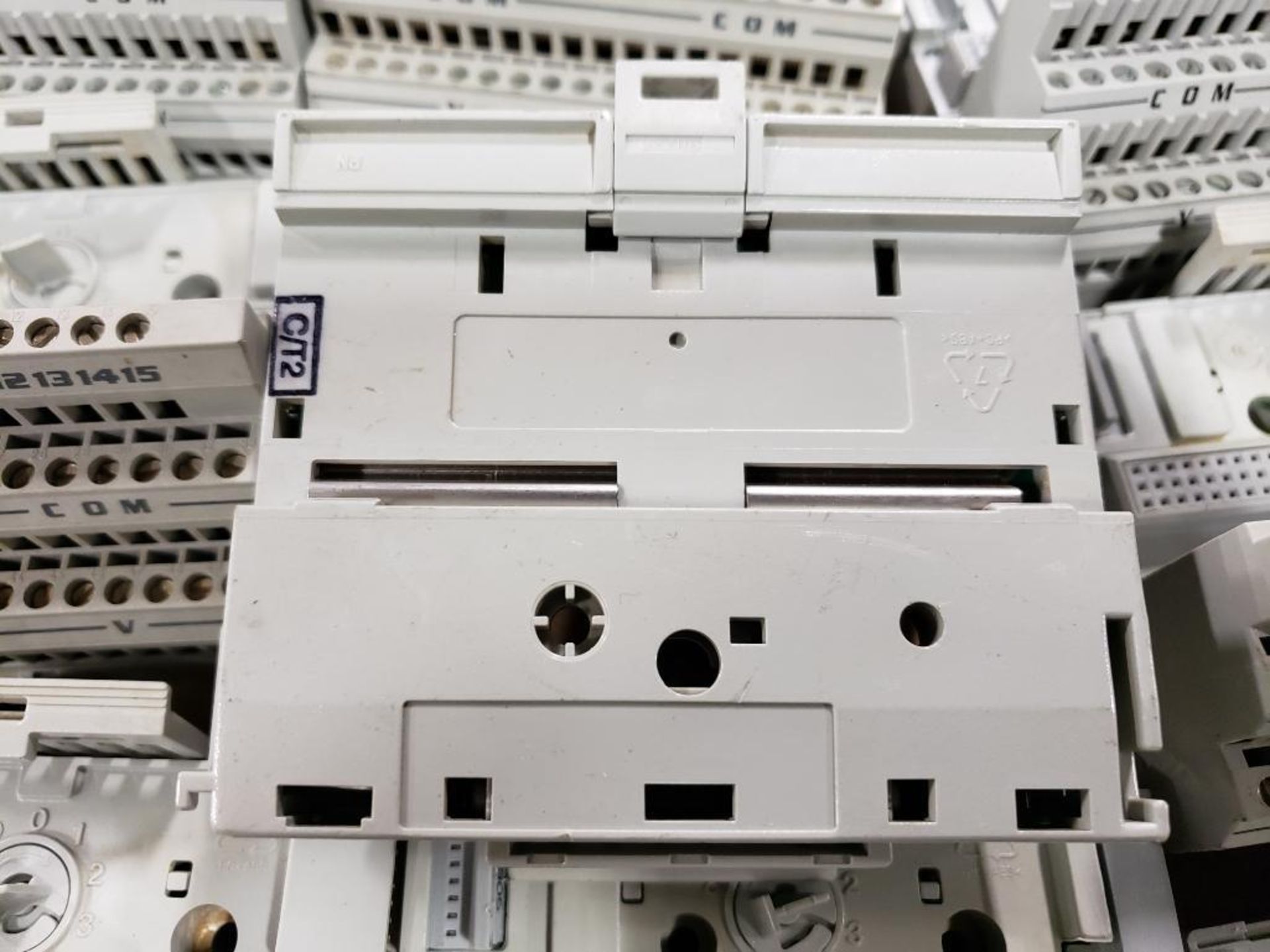 Large Qty of Allen Bradley 1794-TB3 Flex I/O terminal base. - Image 6 of 6