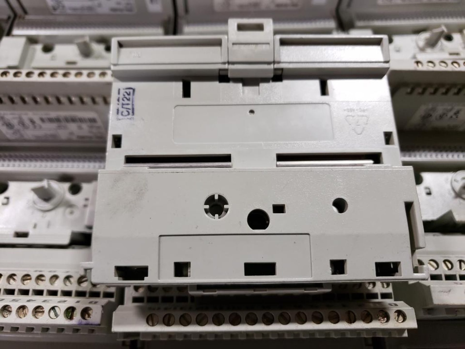 Large Qty of Allen Bradley 1794-TB3 Flex I/O terminal base. - Image 6 of 6