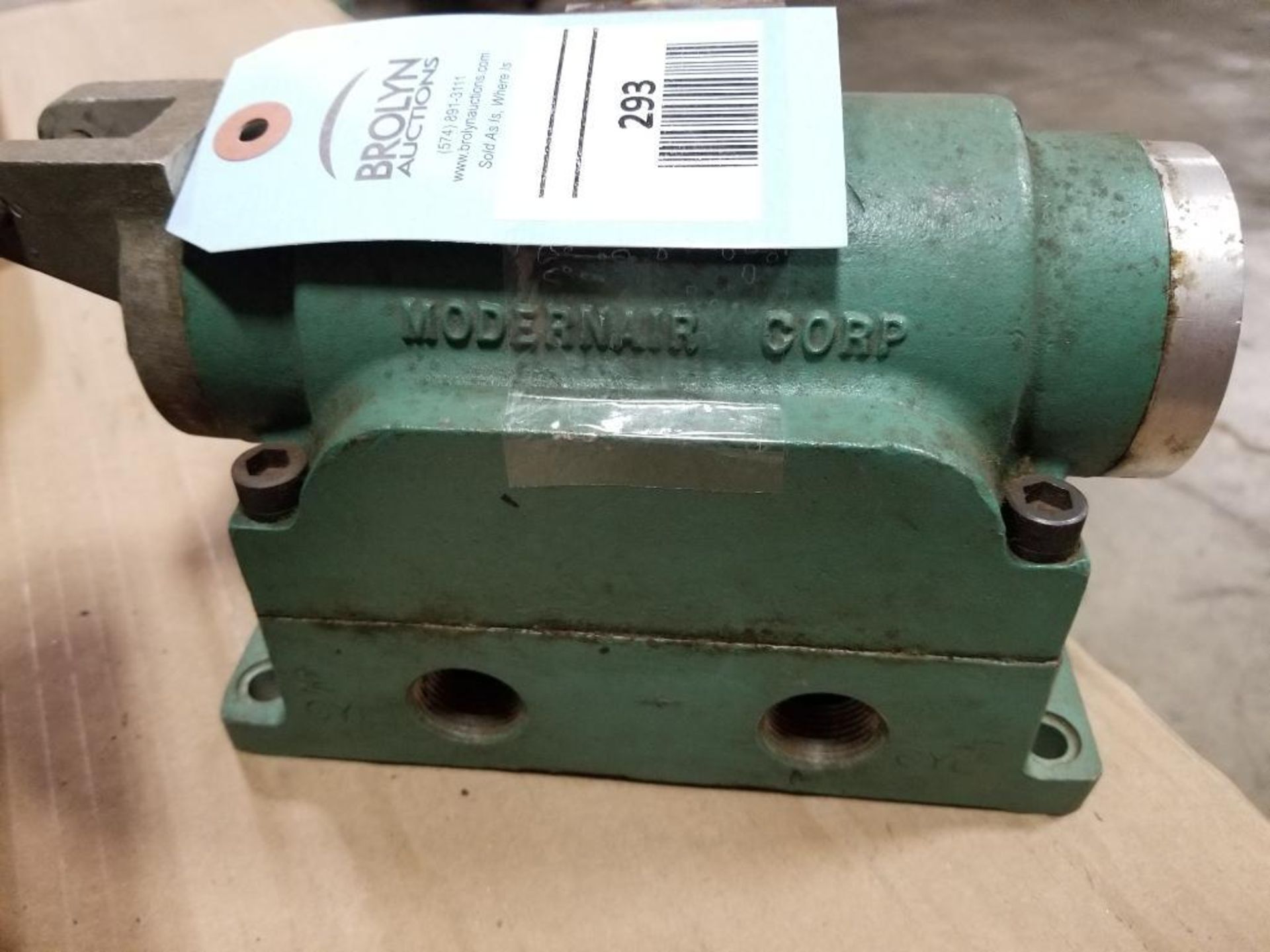 The ARO Company 5343-60-6 hydraulic valve. - Image 4 of 8