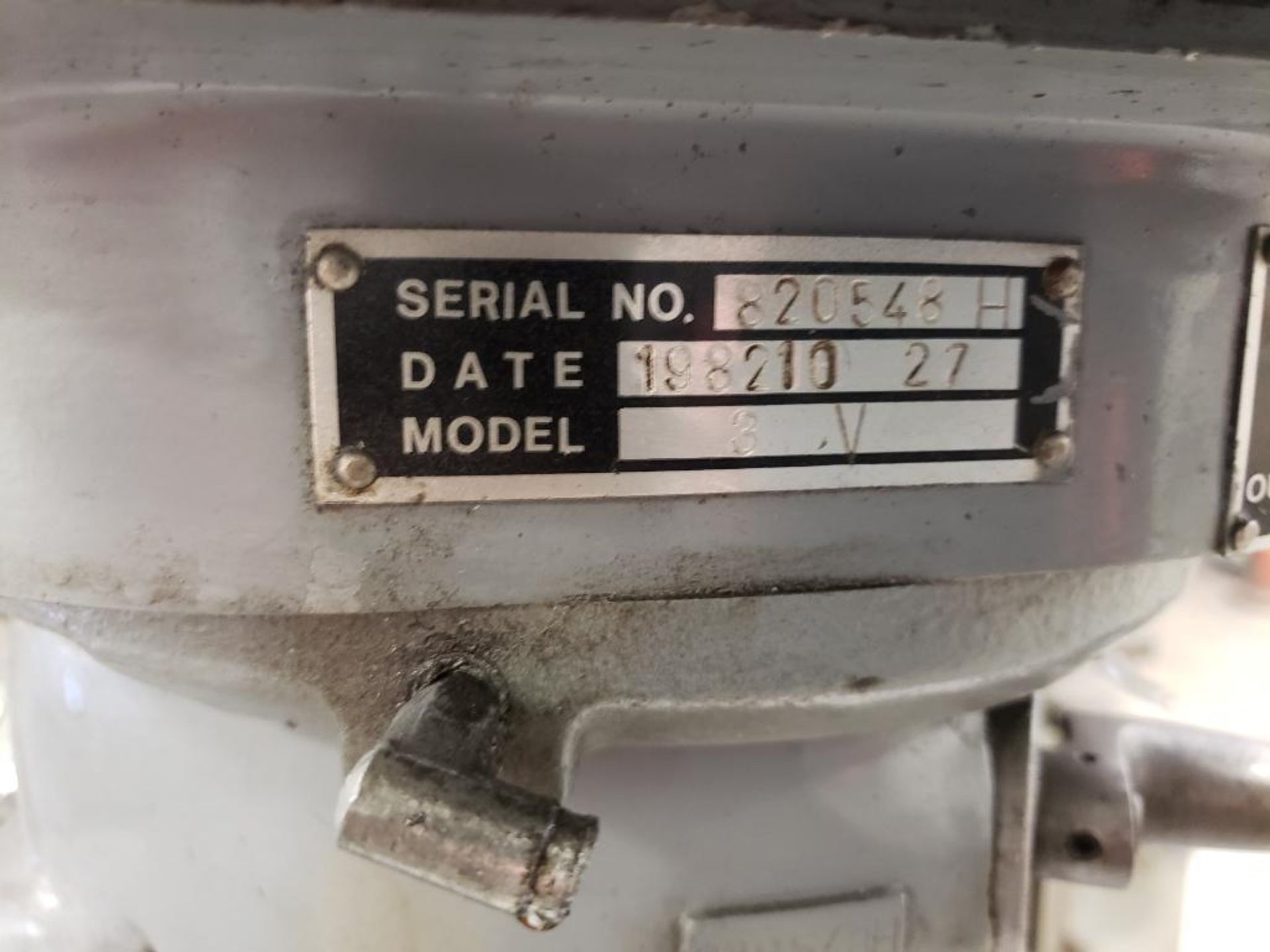 Millport knee mill. Model 3V. Serial number 820548H. - Image 9 of 21