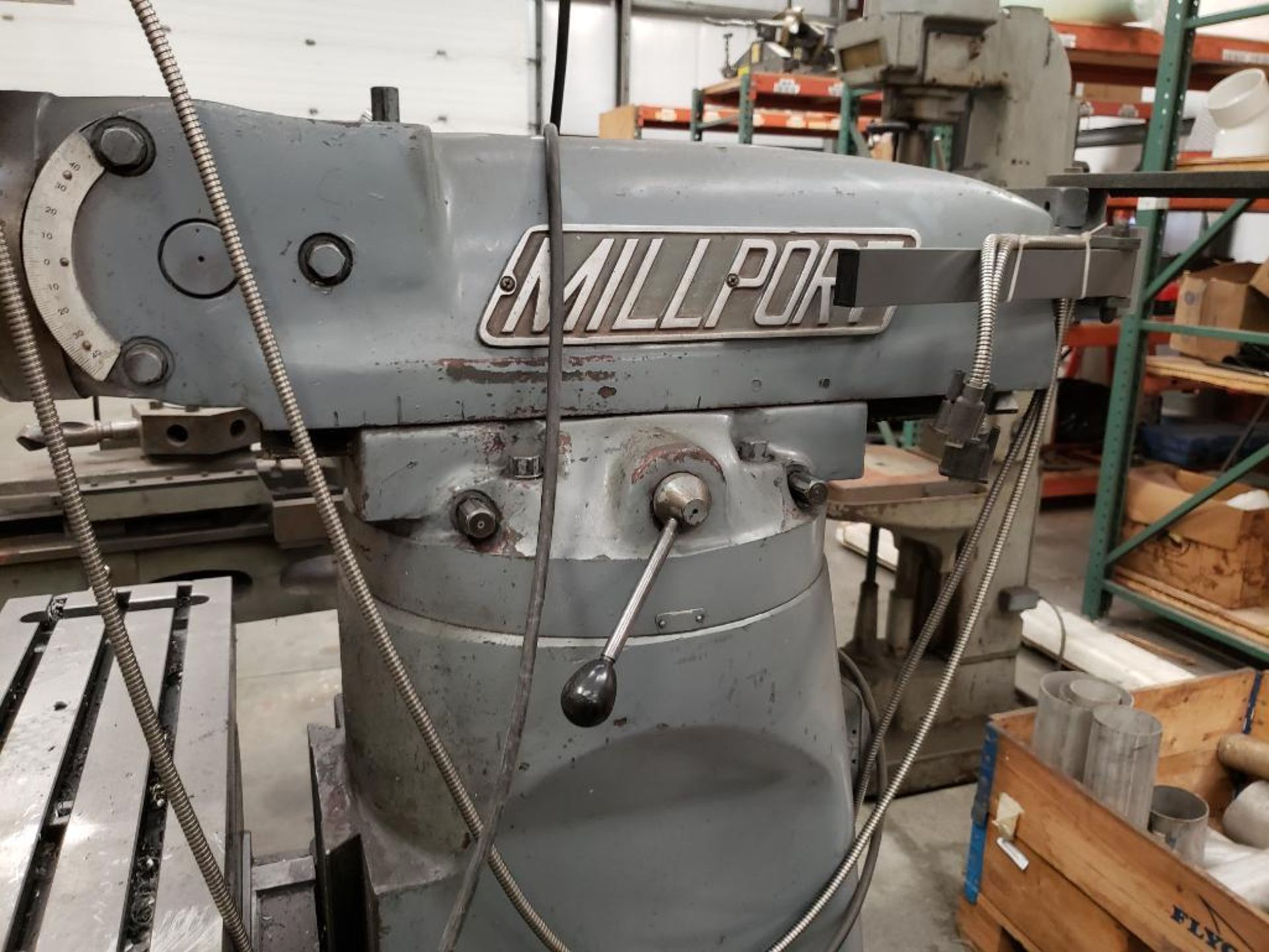 Millport knee mill. Model 3V. Serial number 820548H. - Image 6 of 21