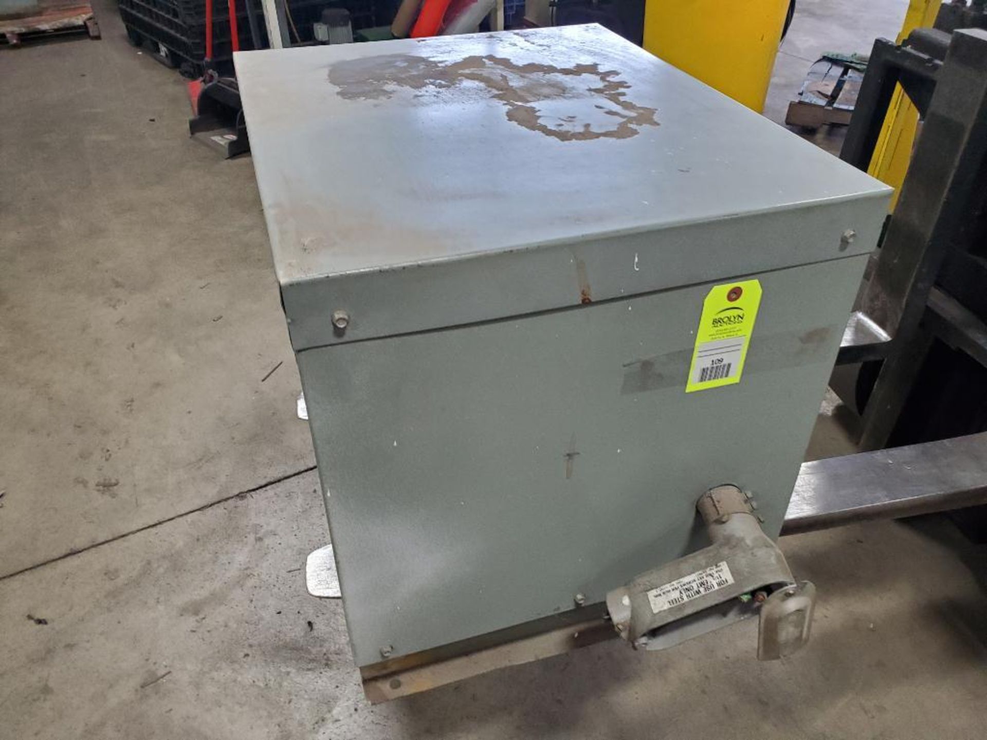 30kVa Acme Transformer. Catalog number T-1A-53312-35. Primary 480v. Secondary 208Y/120. - Image 6 of 11