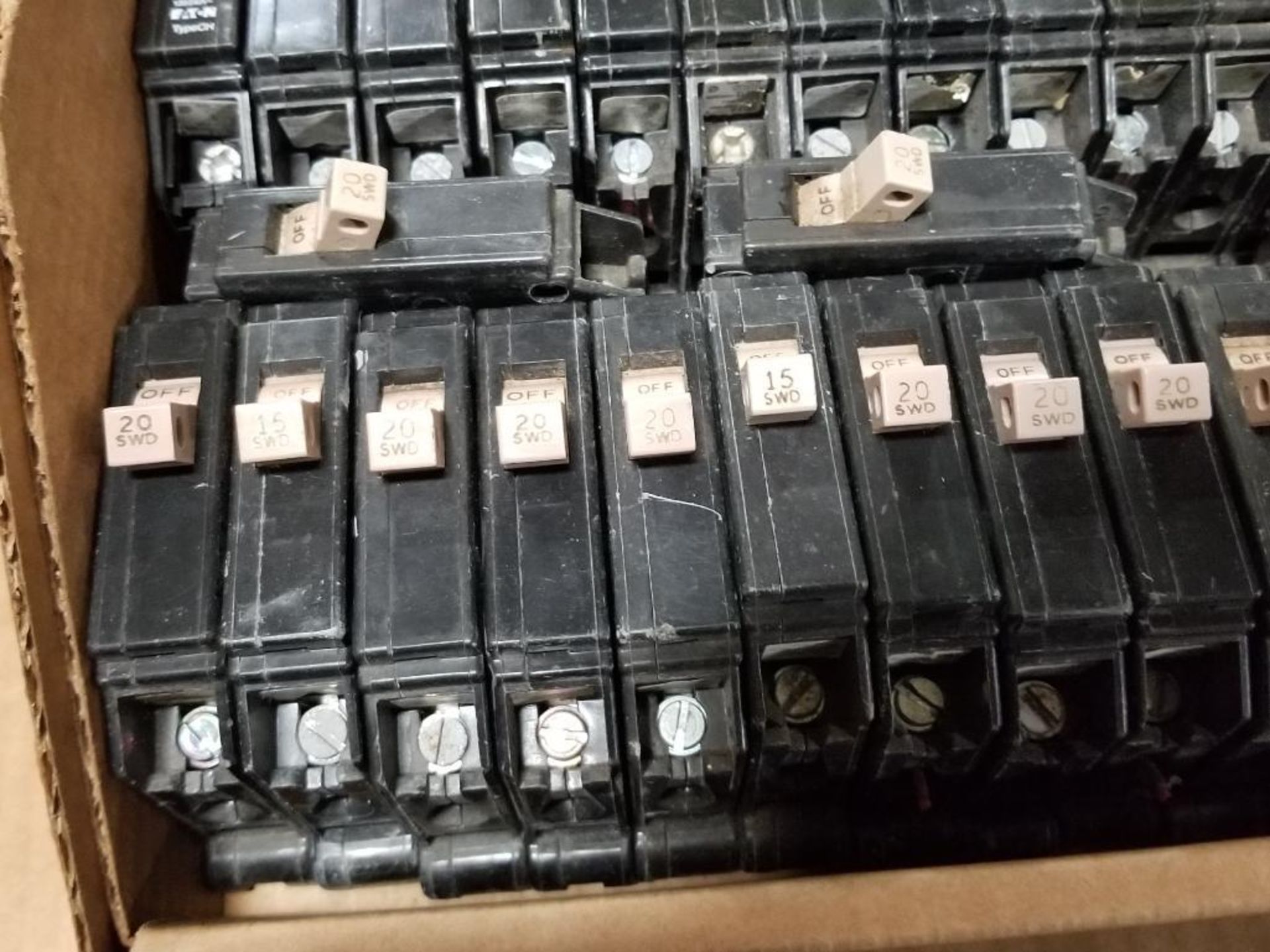 Assorted electrical breakers. Eaton. - Image 6 of 10