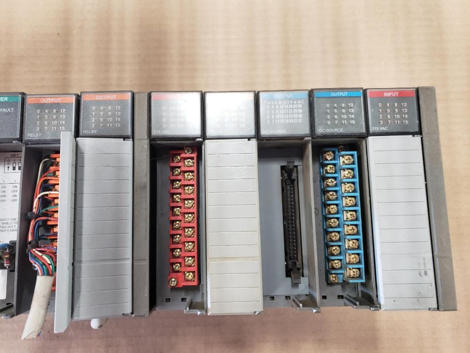 Allen Bradley SLC 5/01 controller rack. With Scanner card. - Image 3 of 4