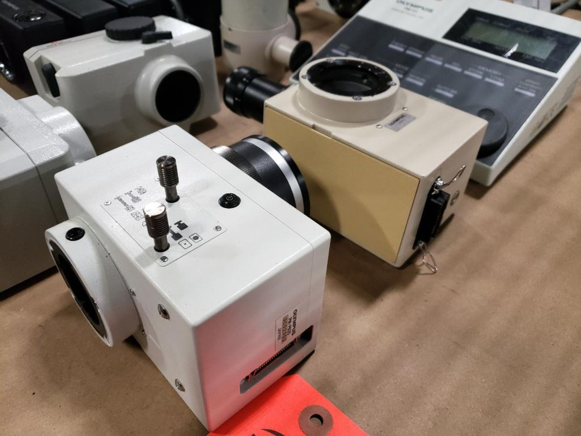 Assorted microscope cameras and accessories equipment. - Image 12 of 14