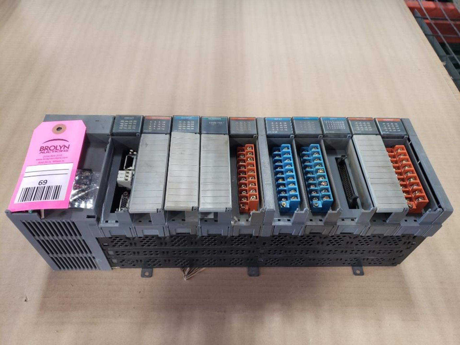 Allen Bradley SLC 5/01 controller rack. With Scanner and Medar Wedweld cards.