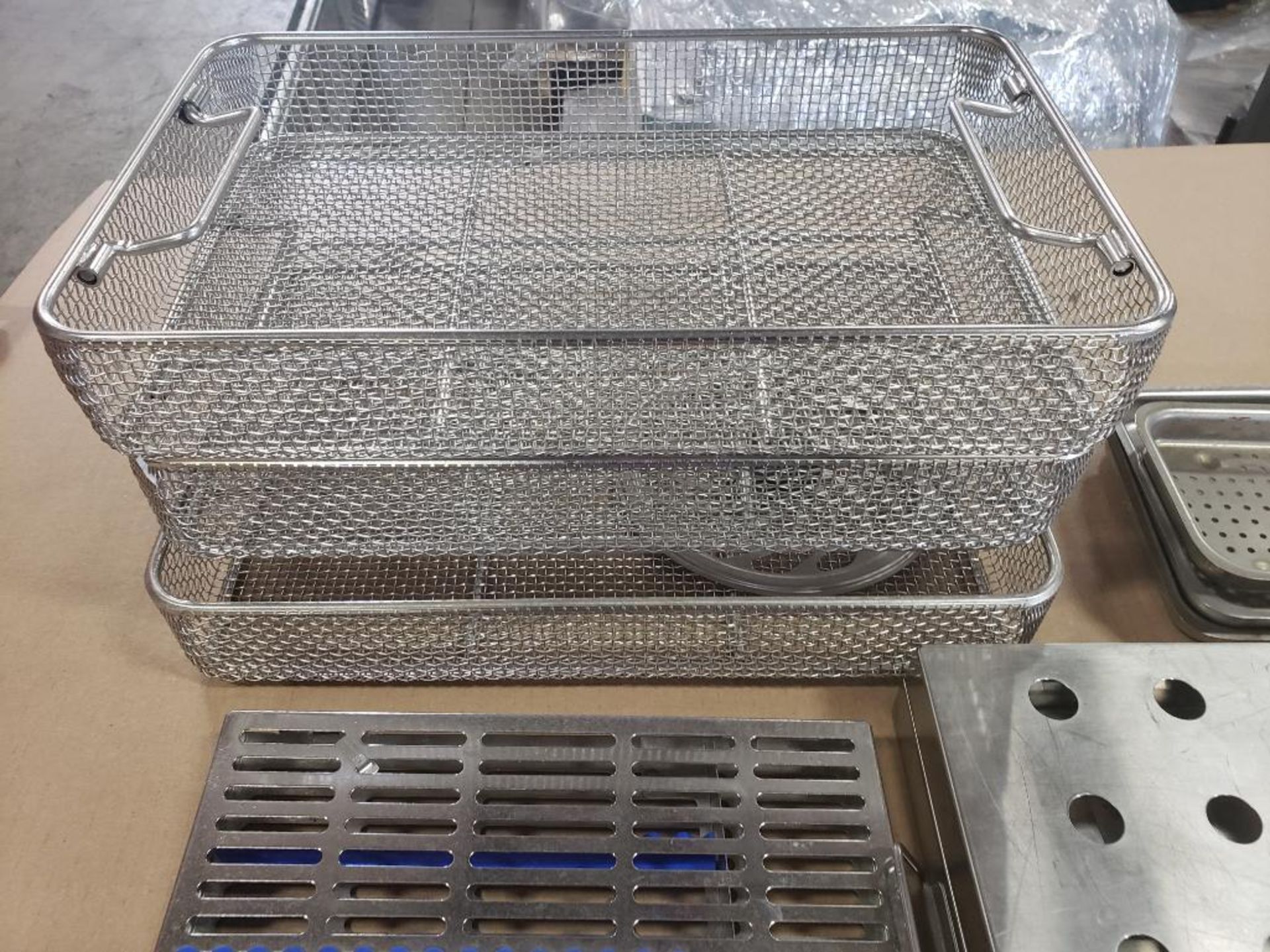 Assorted stainless steel trays and baskets. - Image 4 of 6