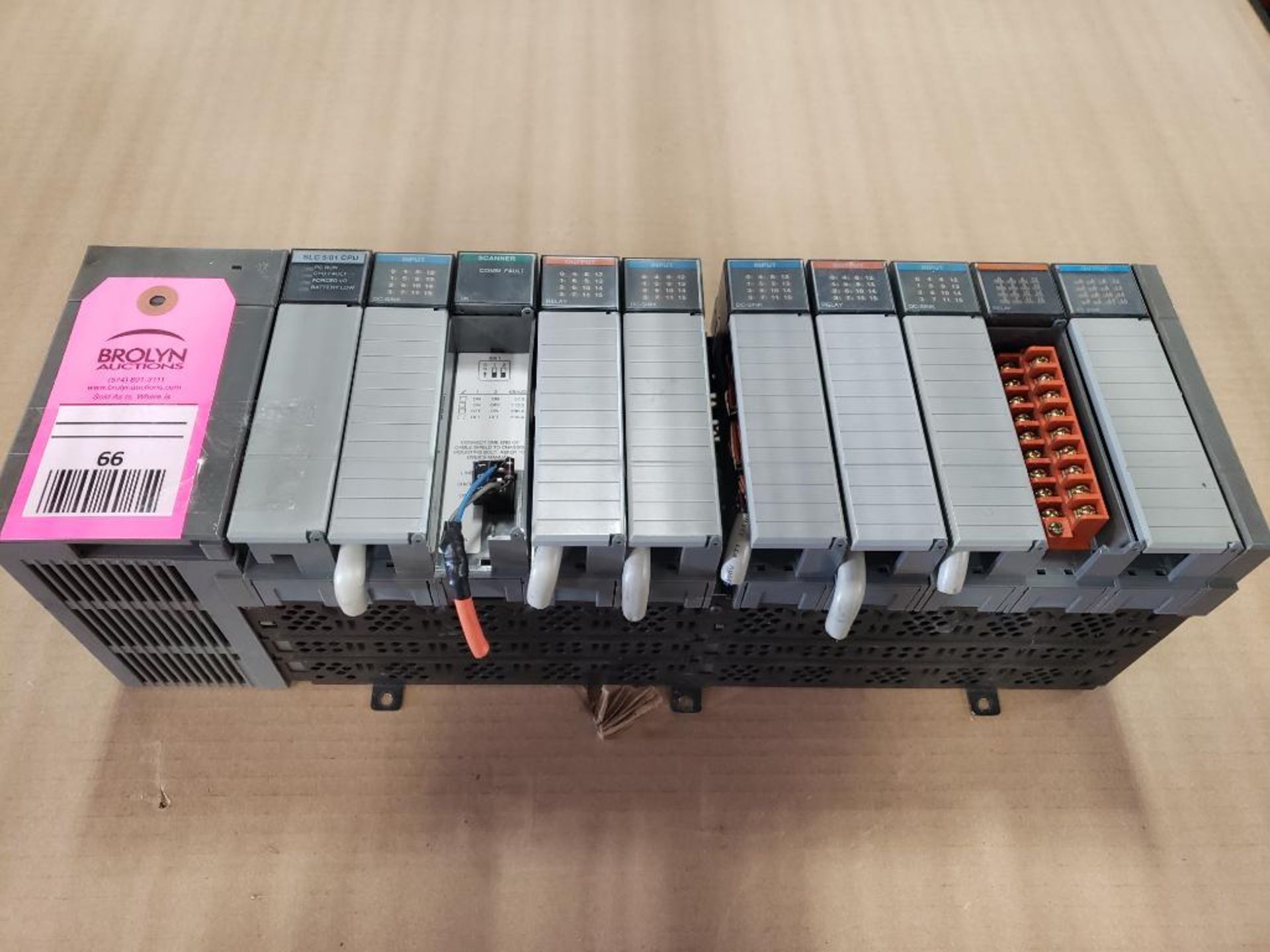 Allen Bradley SLC 5/01 CPU controller rack. With Scanner card.