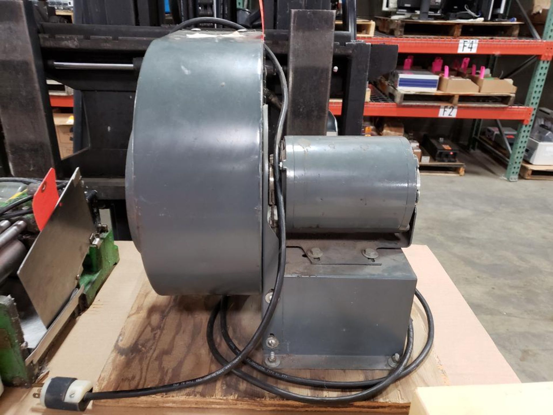 Dayton blower motor assembly. 1/3HP Dayton motor 6K030D. 1PH, 115V, 1725RPM. - Image 5 of 5