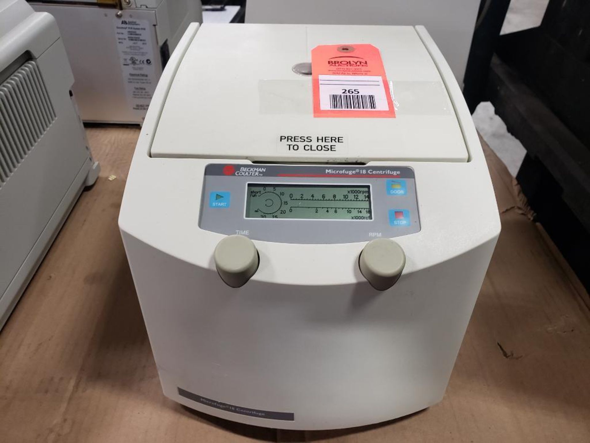 Beckman Coulter Microfuge 18 Centrifuge. 367160. S/N: MFA02A090.