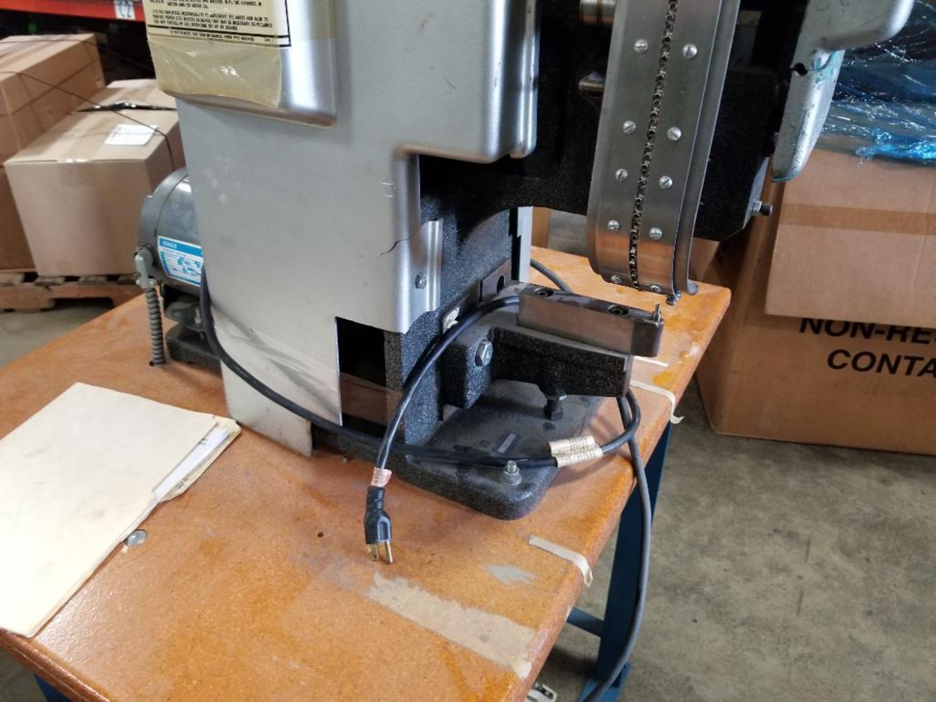 Siska Model-83 Eyeleting machine. 1PH 115/230V. - Image 10 of 17