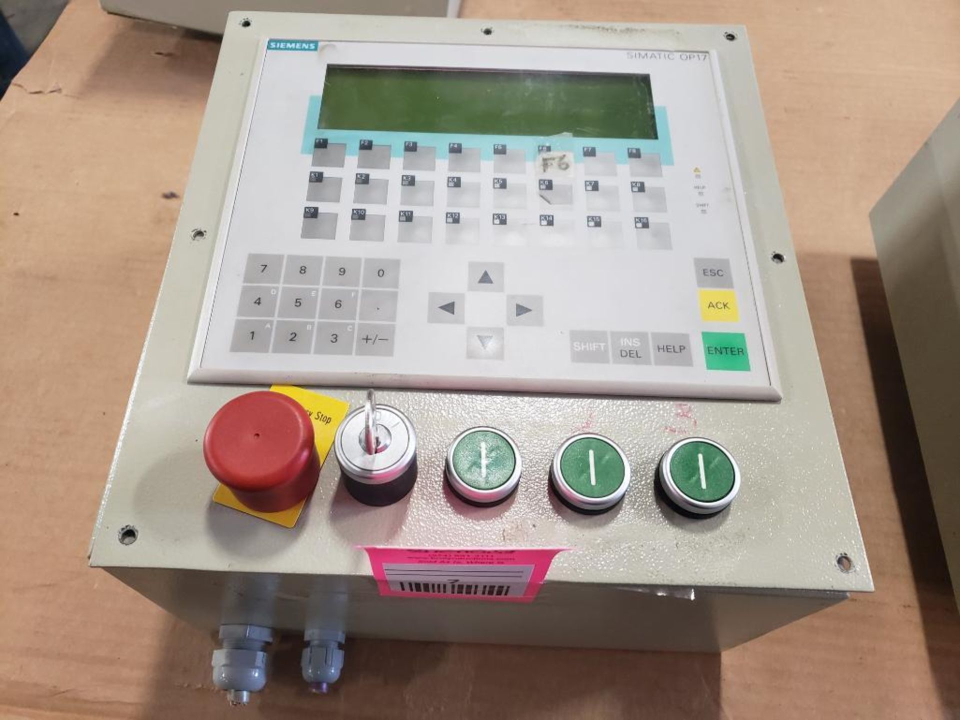 Siemens Operator Panel OP 17-DP. 1P 6AV3 617-1JC20-0AX1 machine control box.