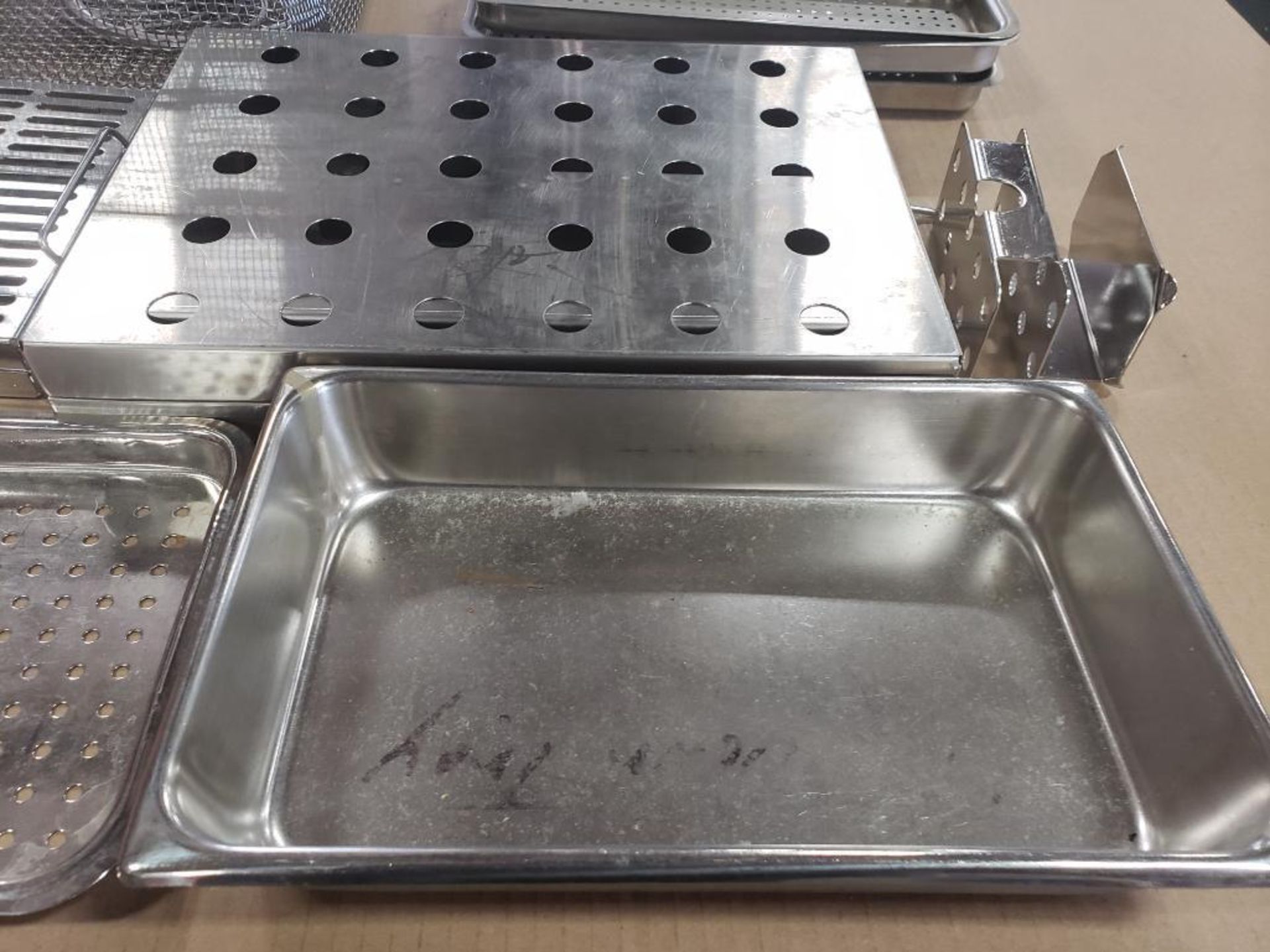 Assorted stainless steel trays and baskets. - Image 2 of 6