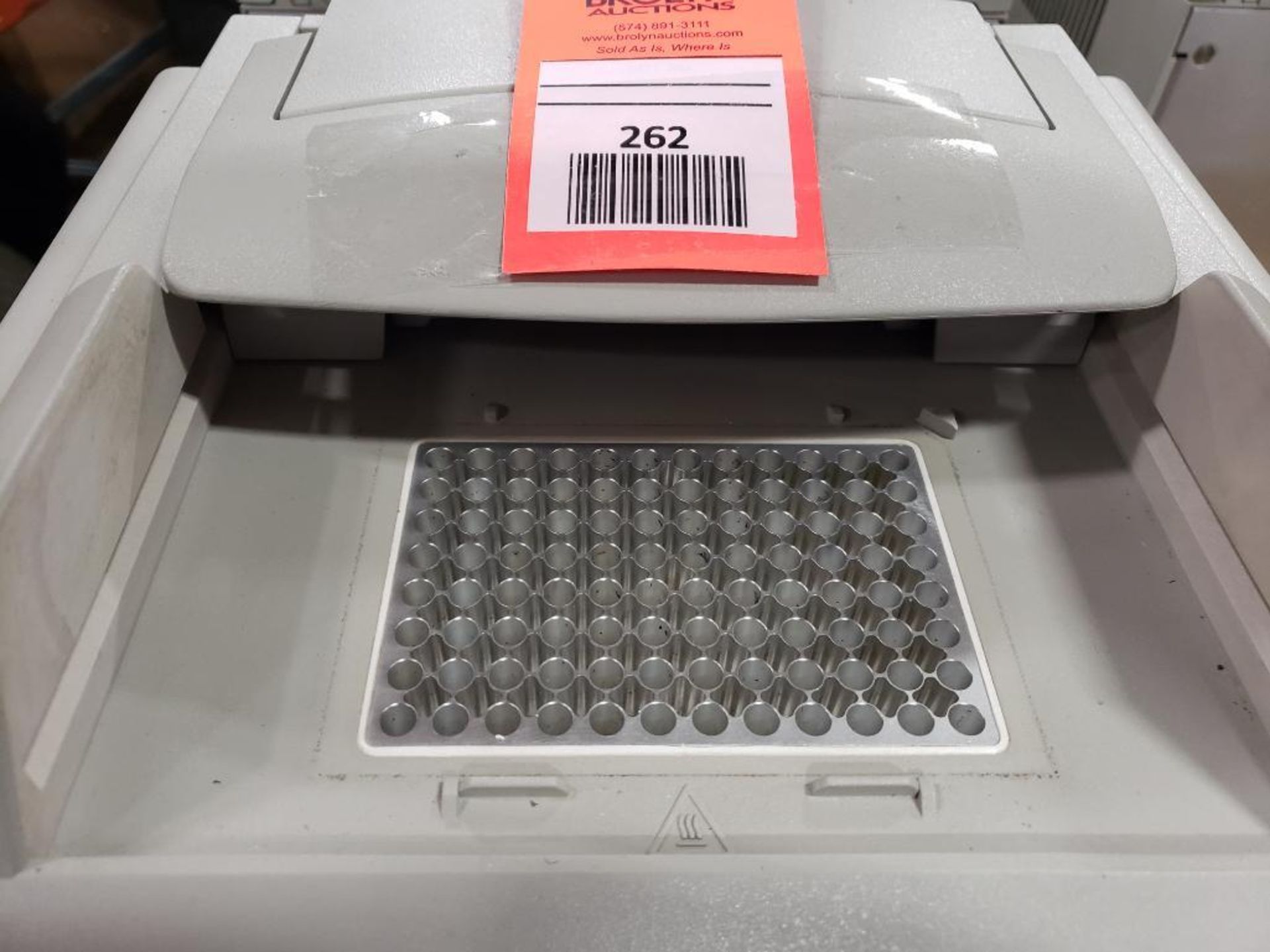 AB Applied Biosystems GeneAmp PCR System 9700. P/N: N8050200, S/N: 805S5111800. - Image 4 of 8