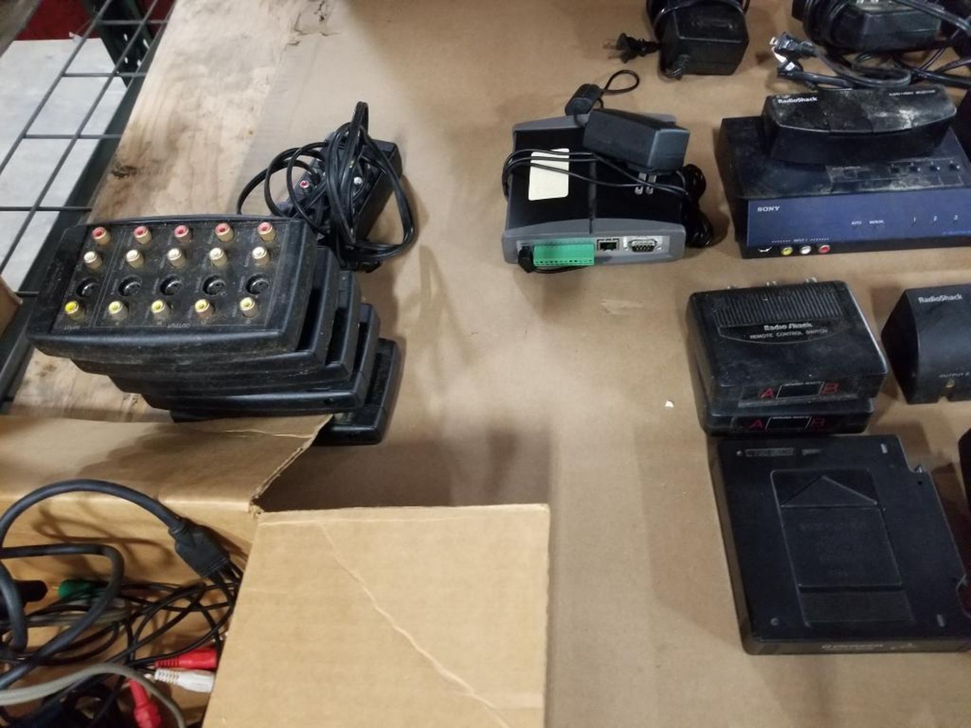 Assorted electrical audio switch equipment. RadioShack, Sony, Pioneer. - Image 2 of 14