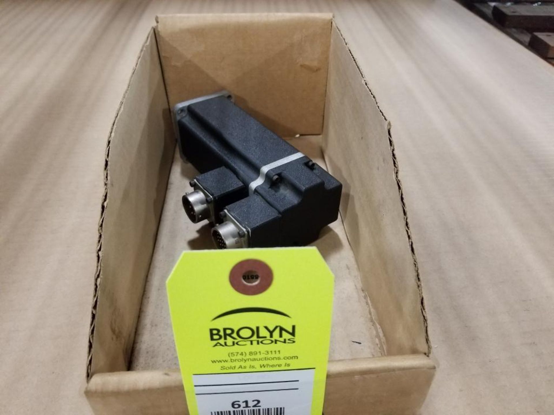 Allen Bradley N-2304-1-F00AA servo motor.