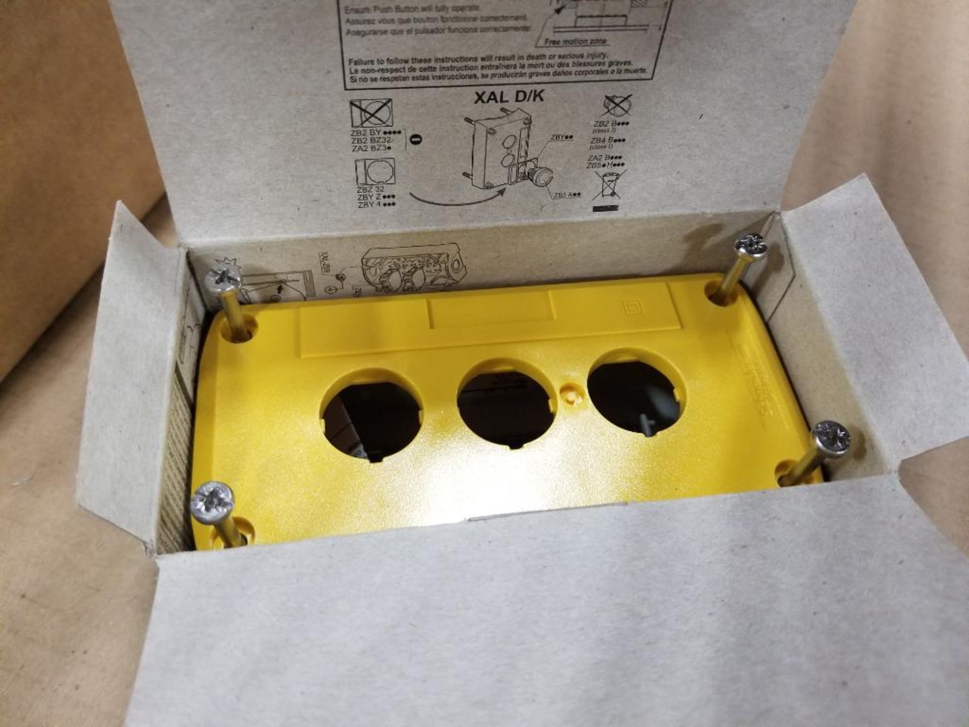 Qty 12 - Schneider Electric XALK03H7 Yellow control box. New in box. - Image 7 of 7