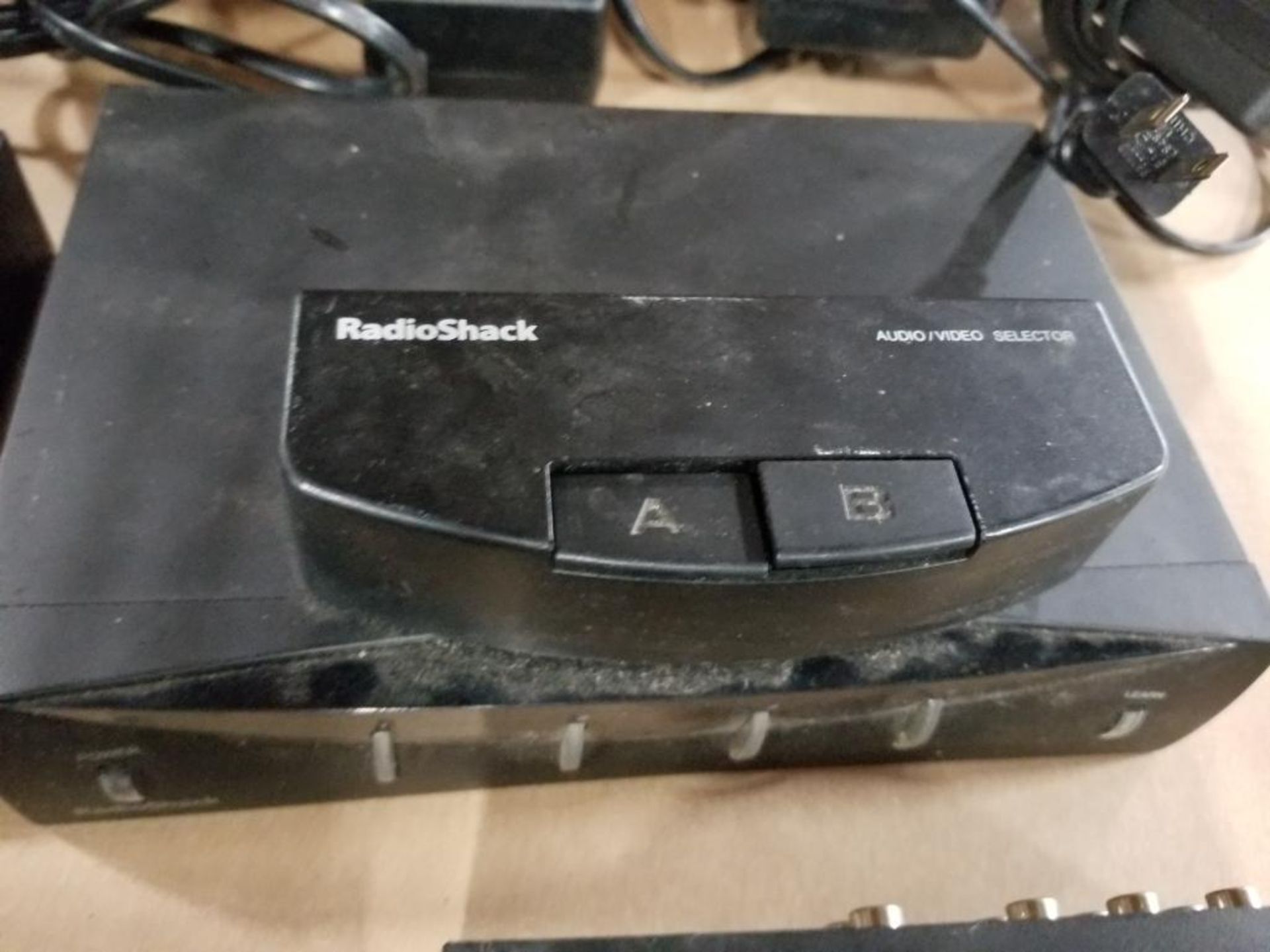 Assorted electrical audio switch equipment. RadioShack, Sony, Pioneer. - Image 8 of 14