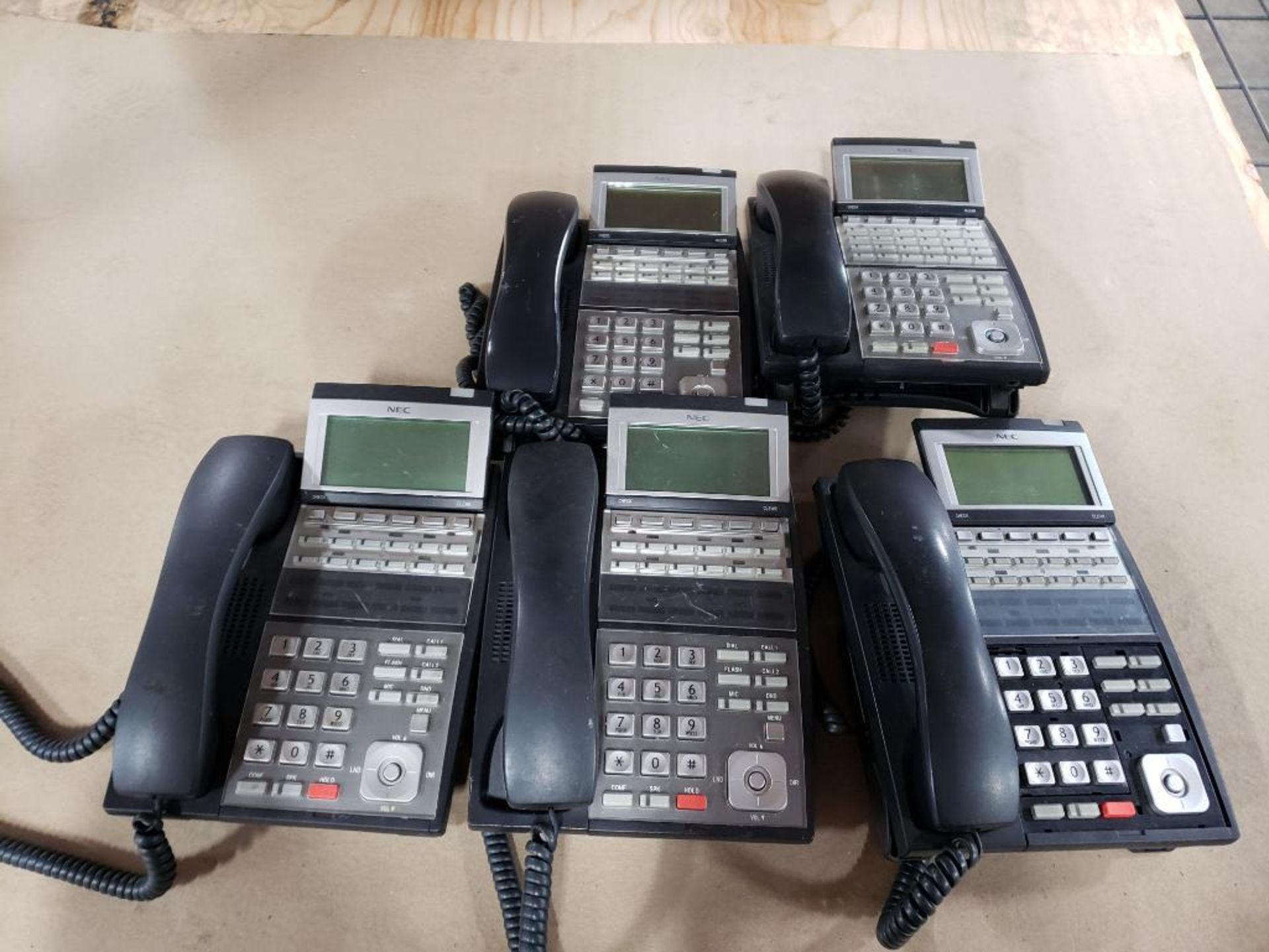 Qty 5 - NEC DLV(XD)Z-Y(BK) office phone.