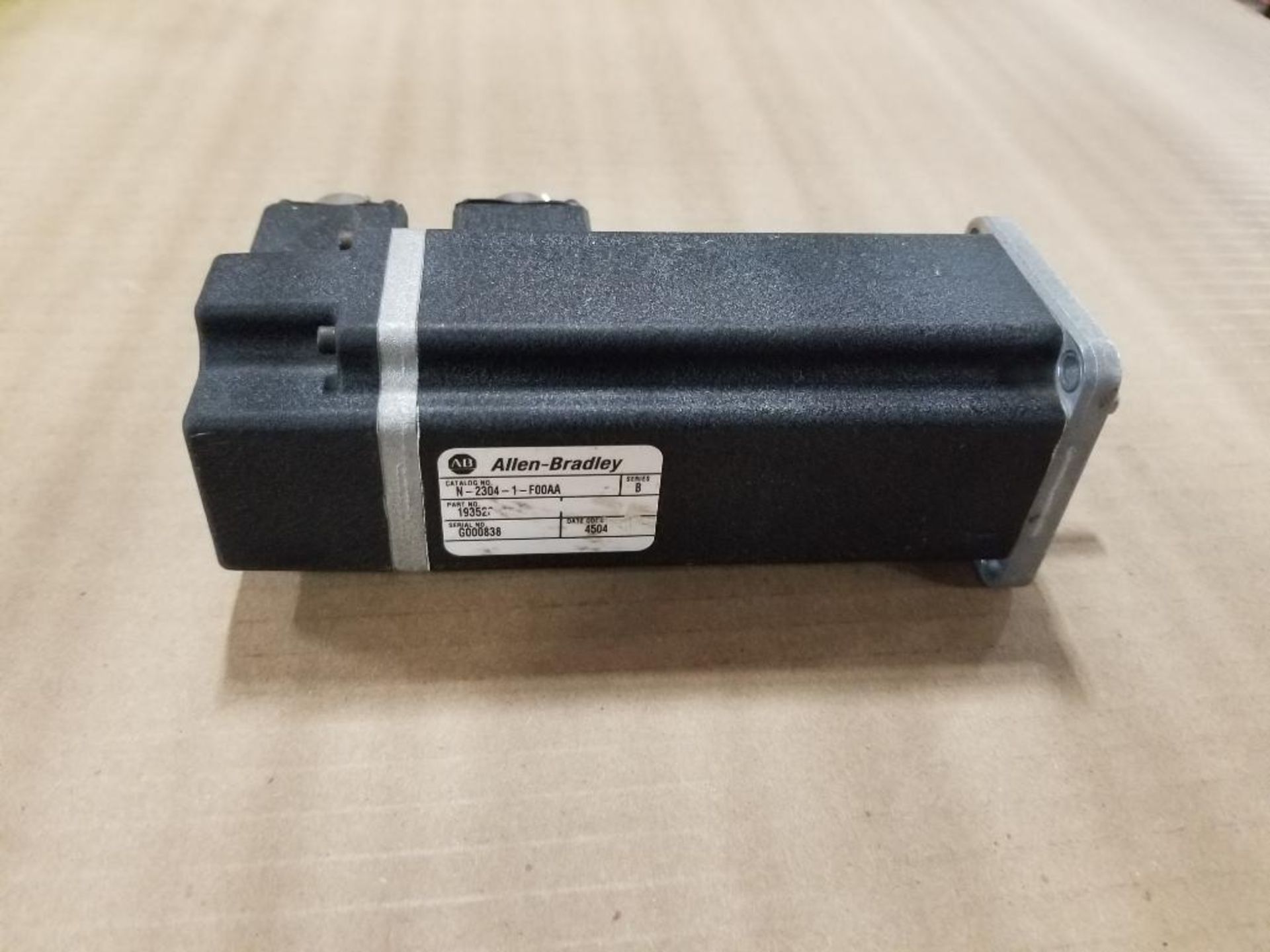 Allen Bradley N-2304-1-F00AA servo motor. - Image 4 of 5