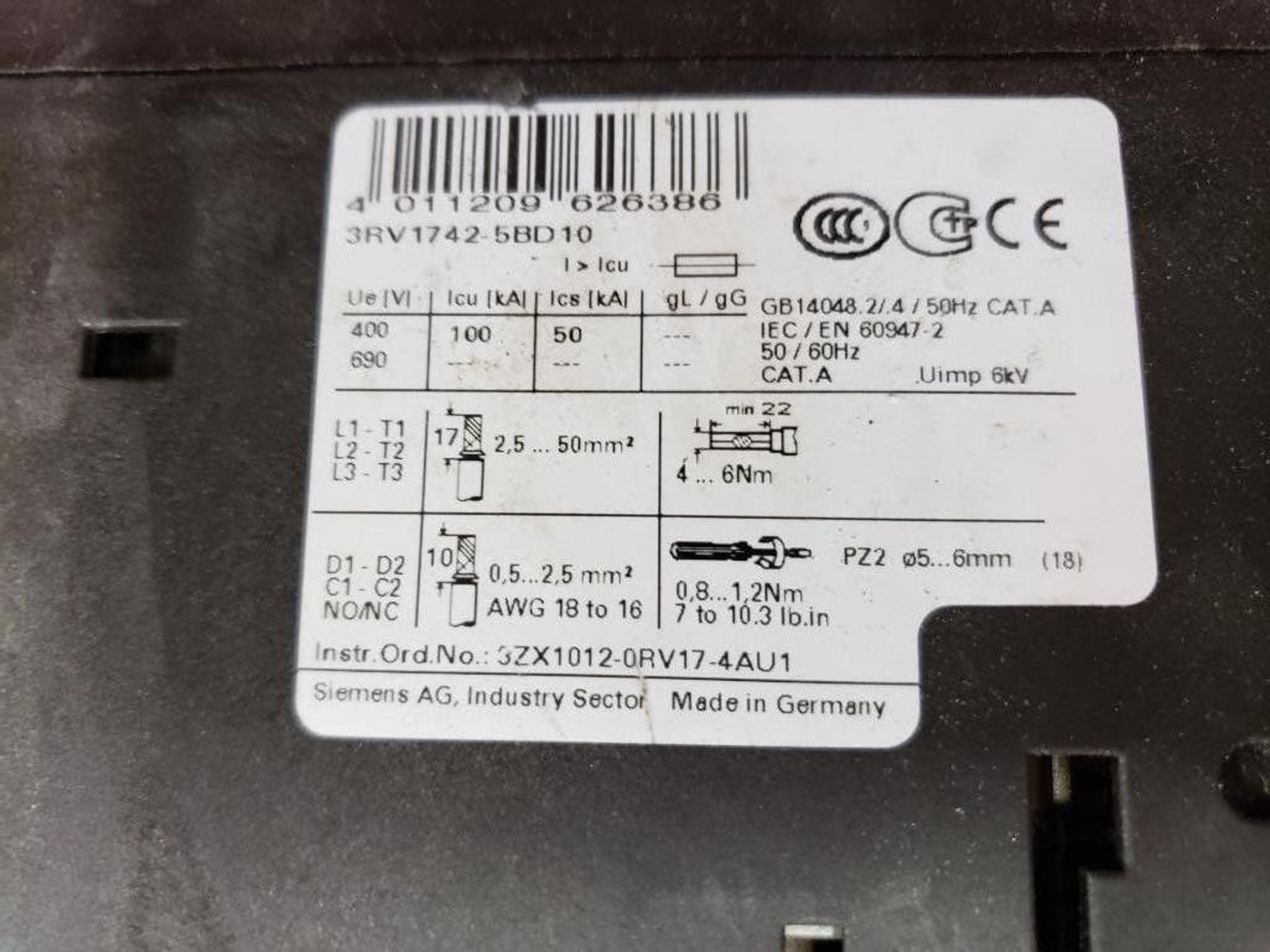 Qty 4 - Siemens 3RV1742-5ED10 circuit breaker. - Image 4 of 4