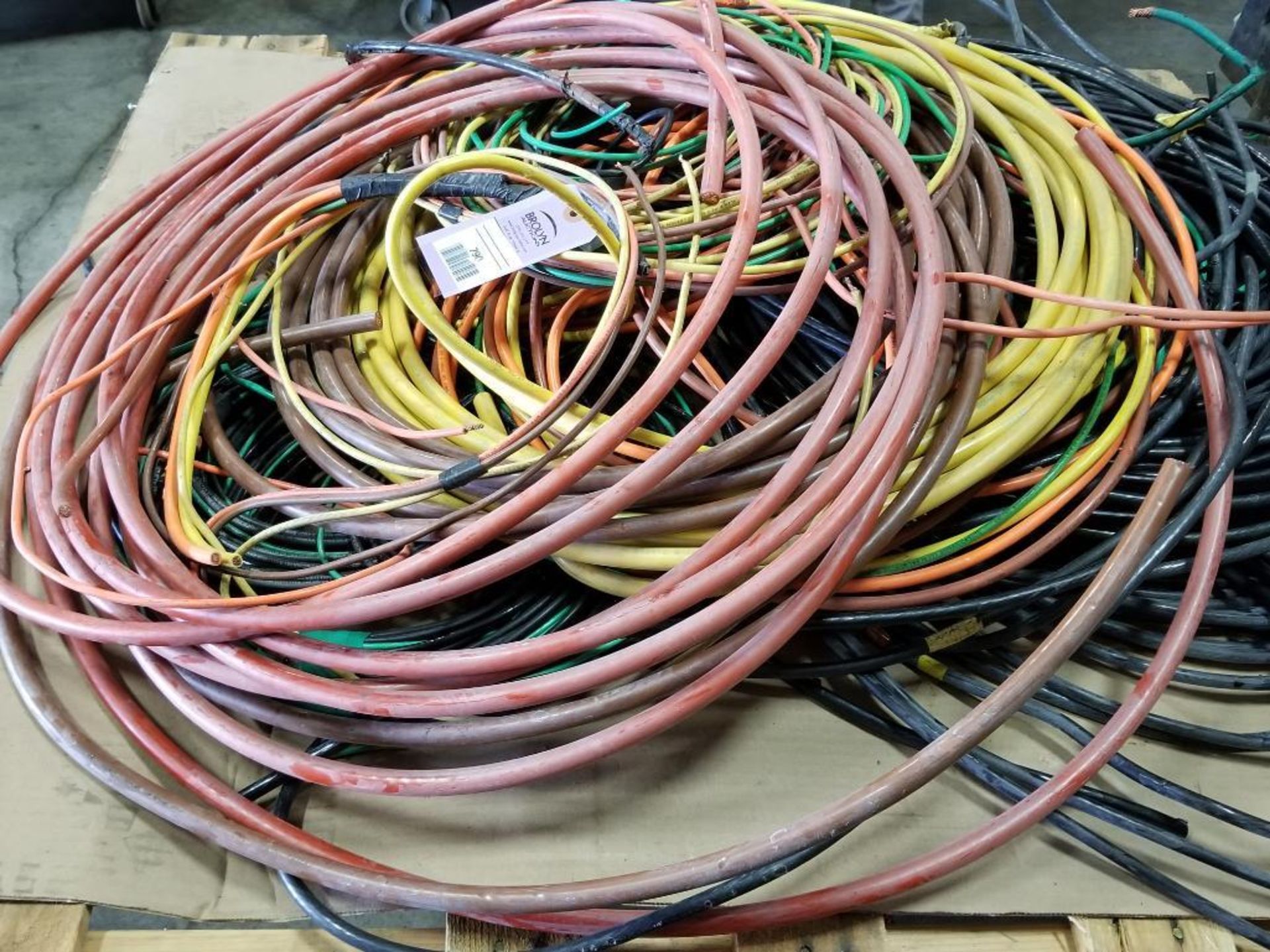 Pallet of assorted electrical wiring. - Image 4 of 9