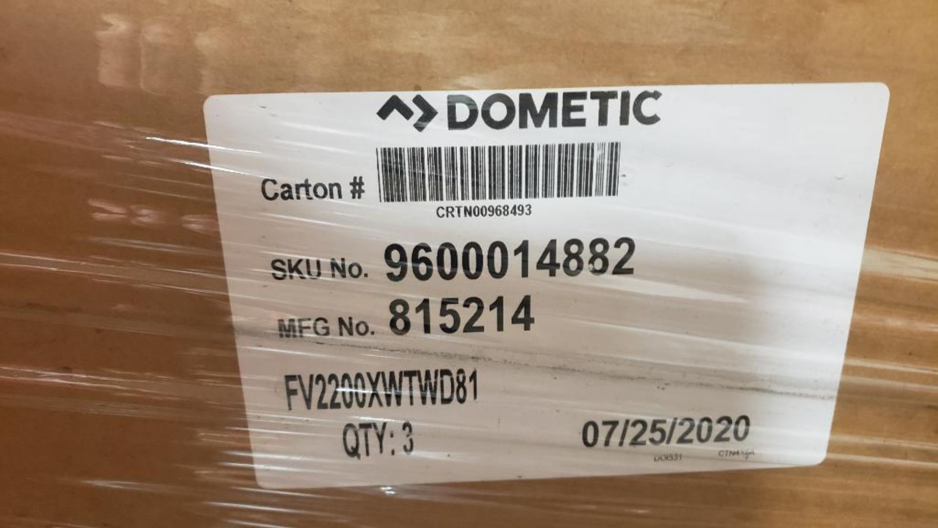 Qty 12 - Dometic Fan-Tastic fan. Model FV2200. New in bulk box. - Image 2 of 2