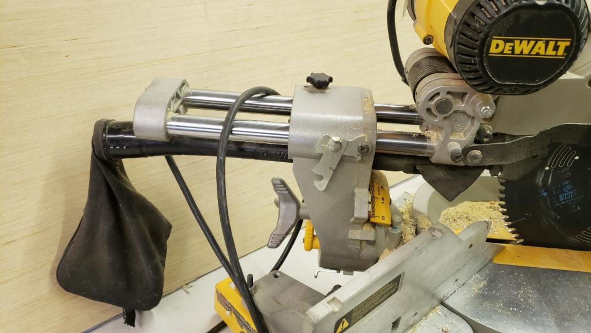 DeWalt DWS780 12" double bevel sliding compound miter saw. - Image 6 of 7