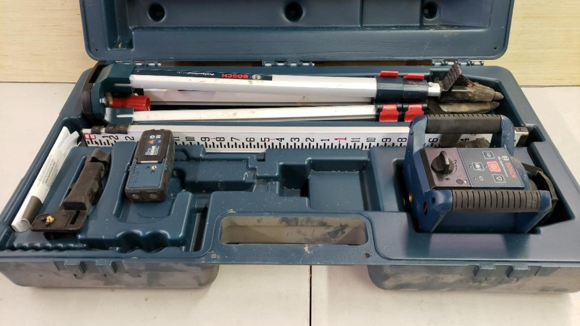 Bosch GRL 250 HV Professional rotarty laser kit. - Image 9 of 9