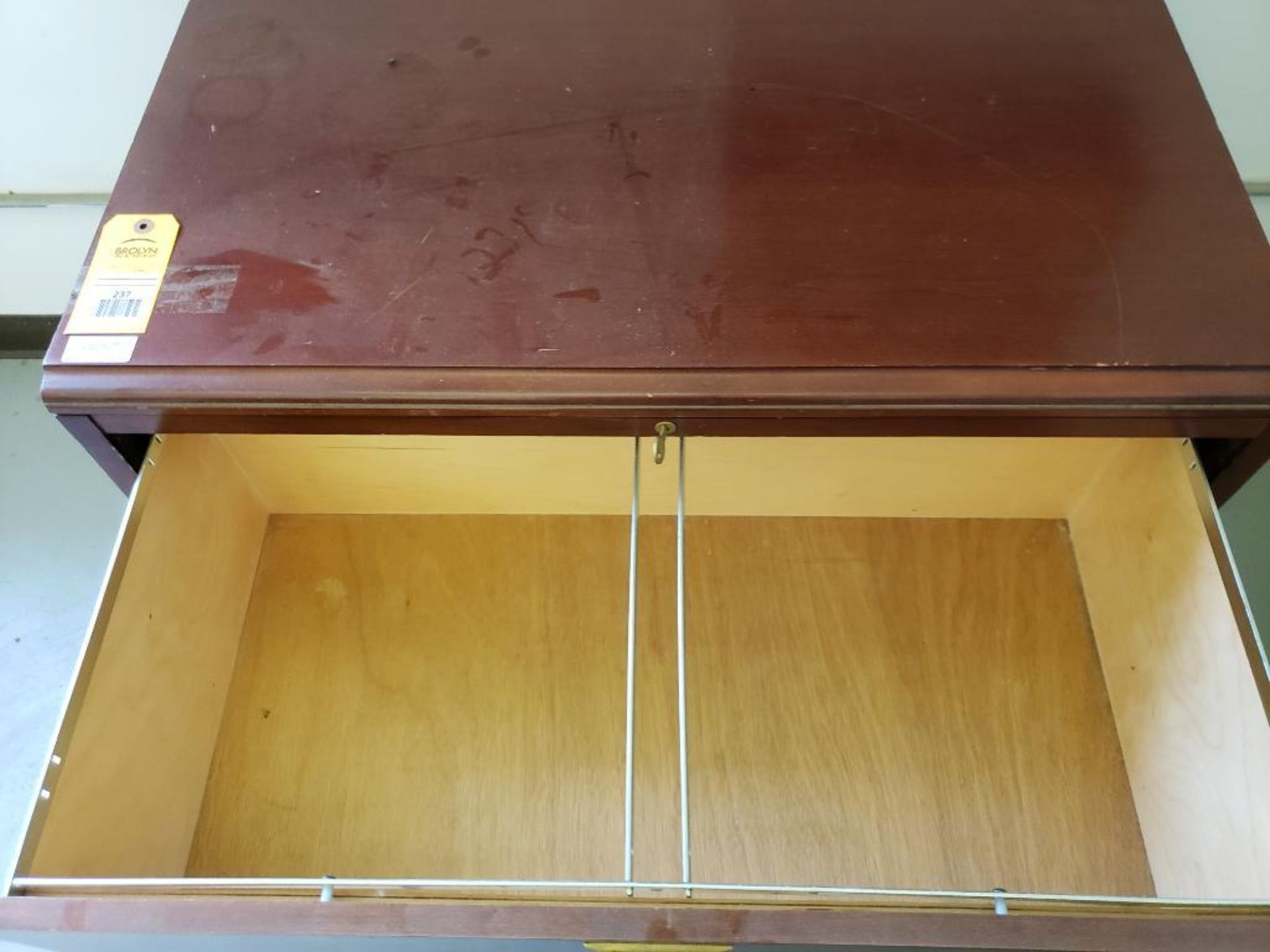 Lateral file cabinet. - Image 3 of 4