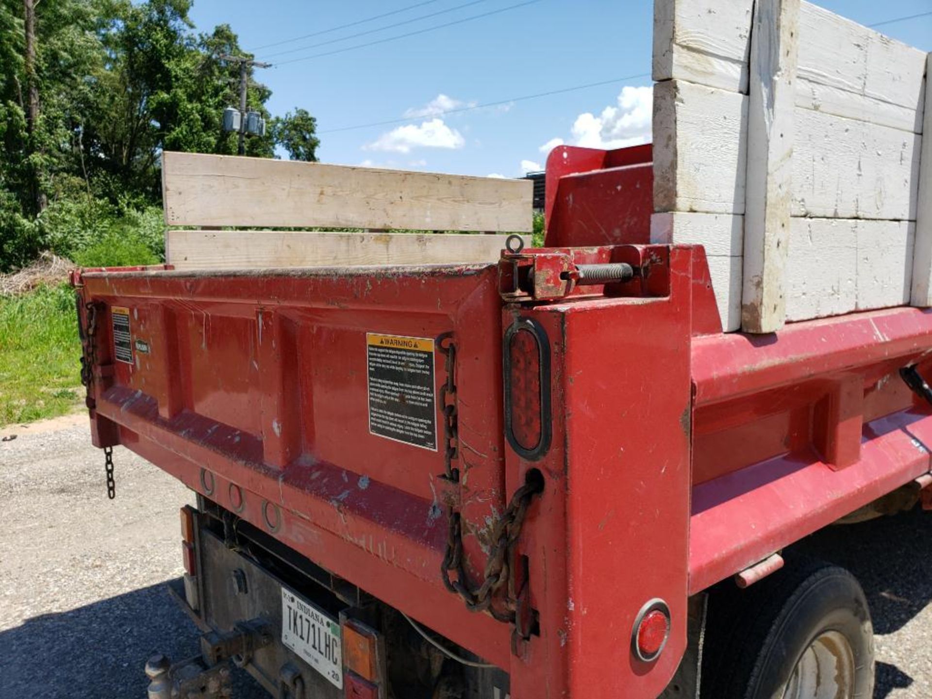 2005 Chevrolet C3500 8ft dump truck. 6.0 gas engine. VIN #: 1GBJC34U05E112256 - Image 30 of 58