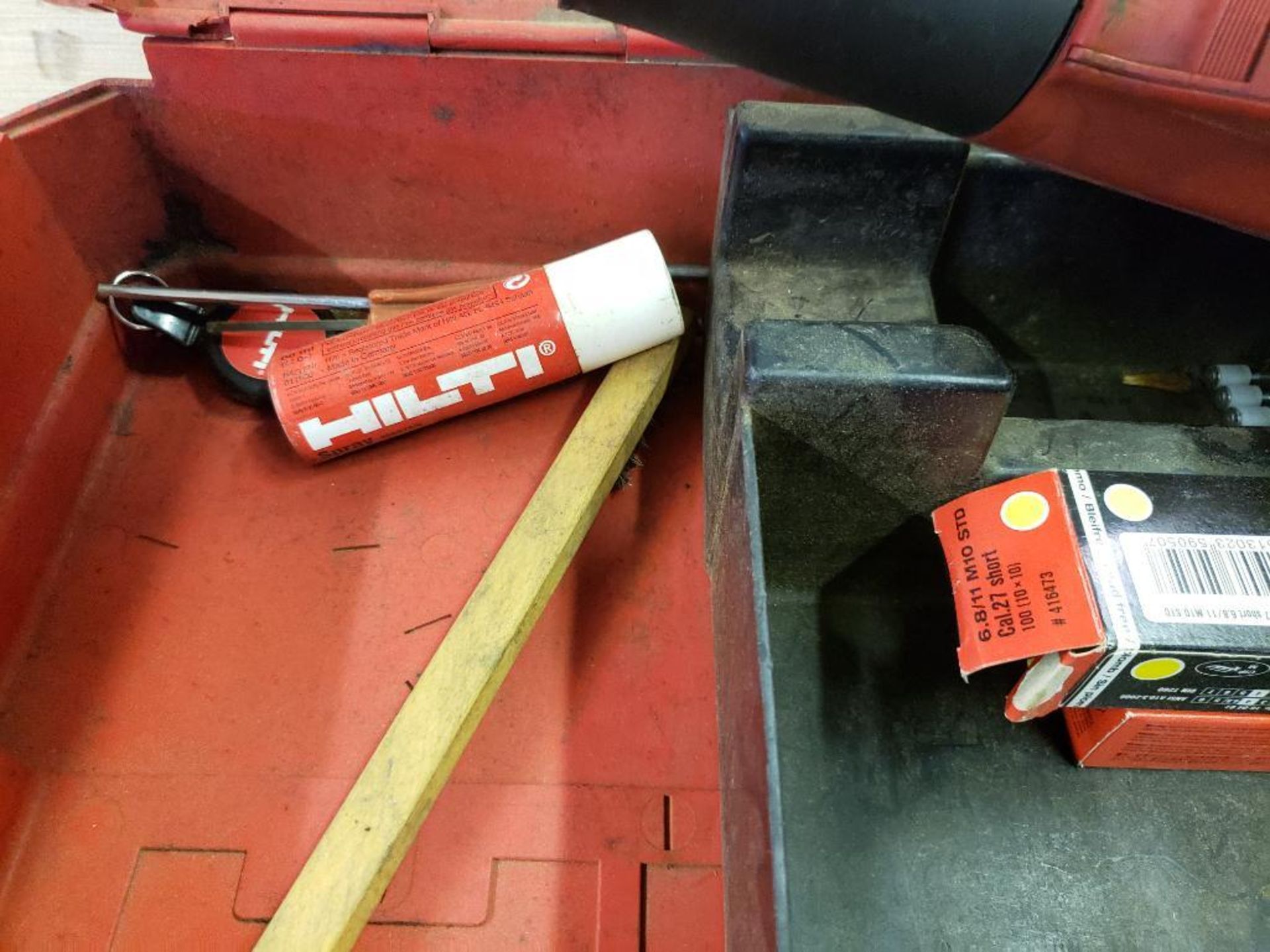 Hilti DXA41 powder actuated tool, with MX72 magazine. - Image 8 of 9
