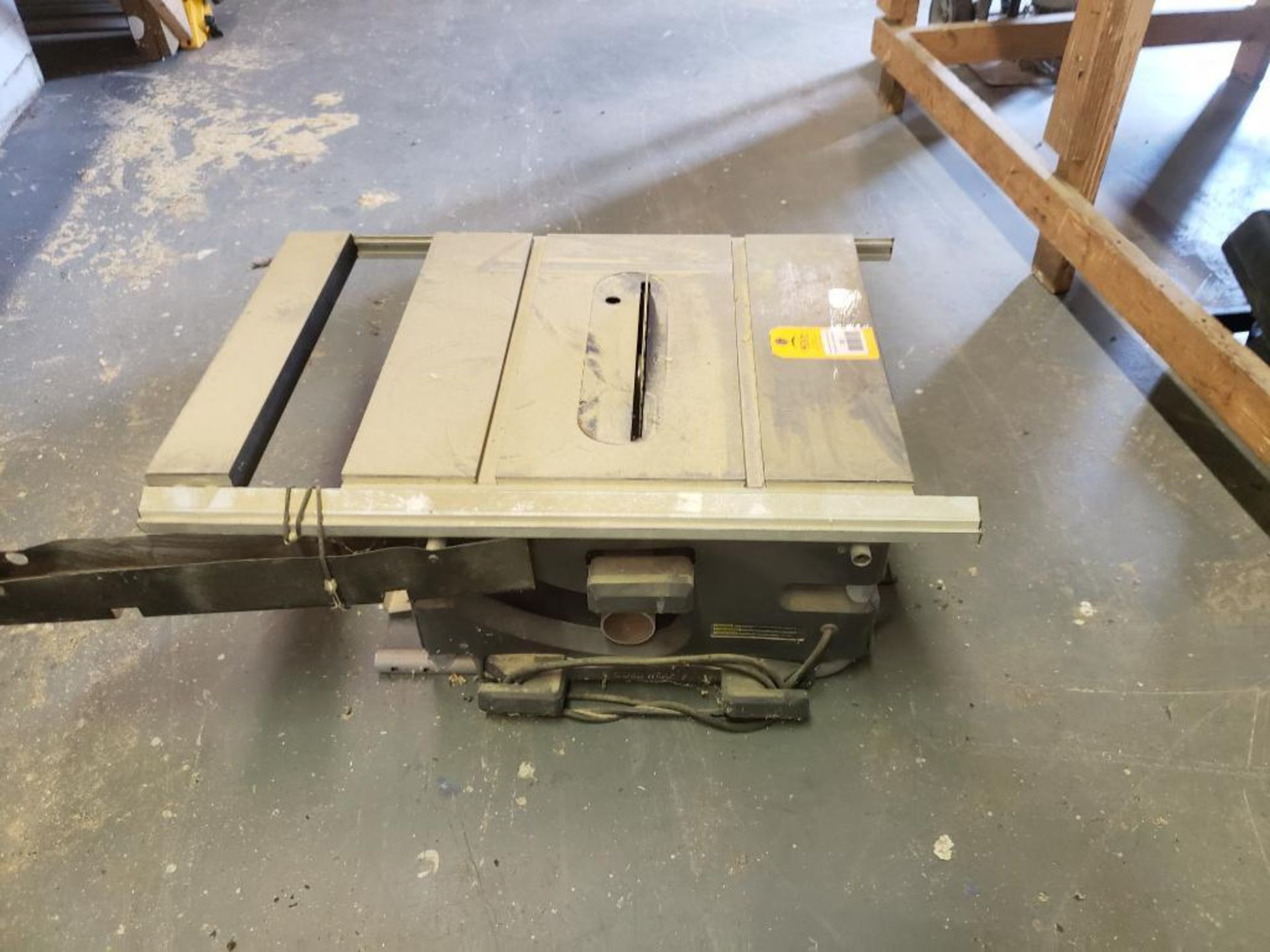 10" Kobalt portable table saw. Model 486267.