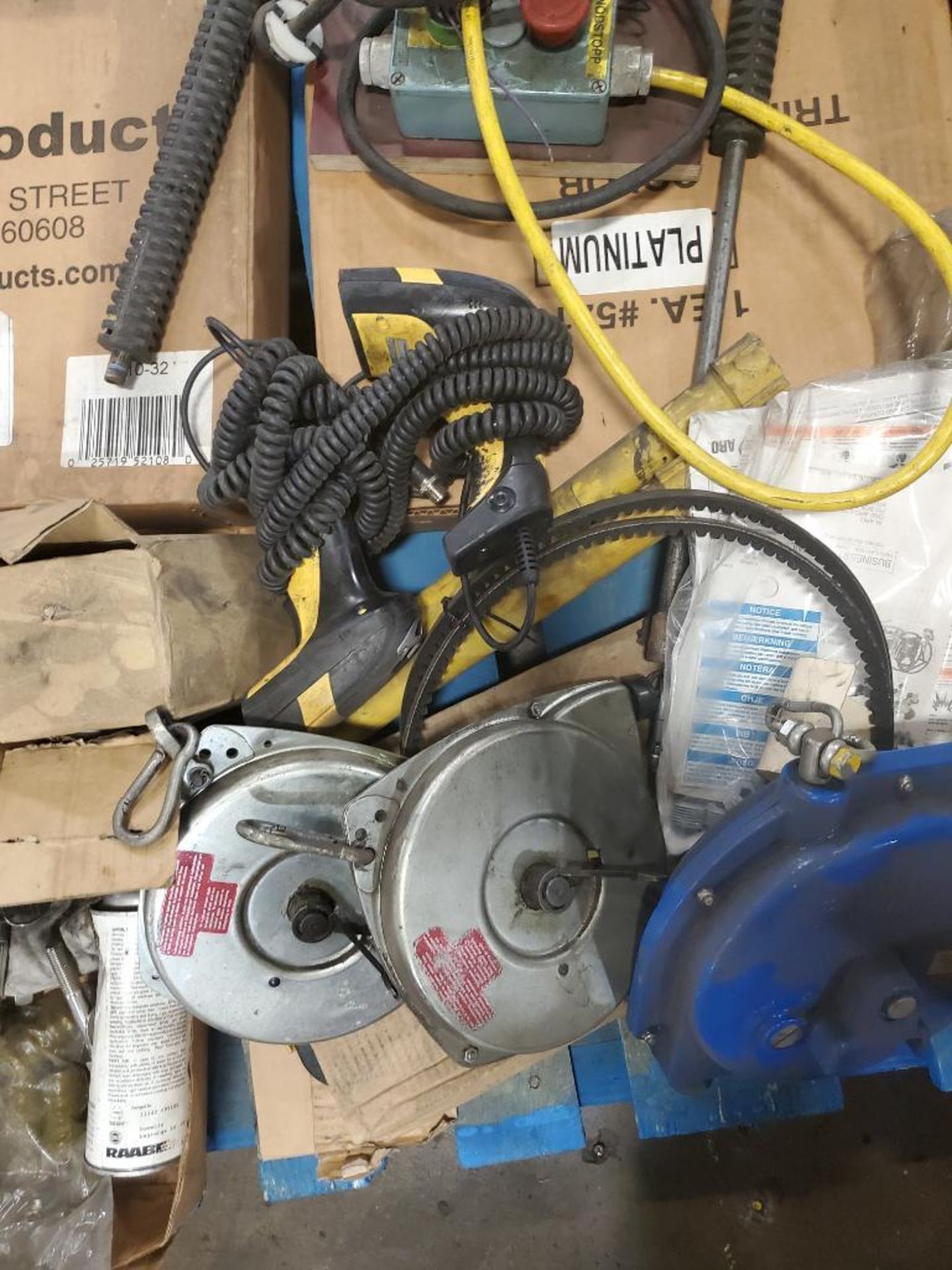 Pallet of assorted equipment. Tool balancers, scanners, air line equipment. - Image 6 of 6