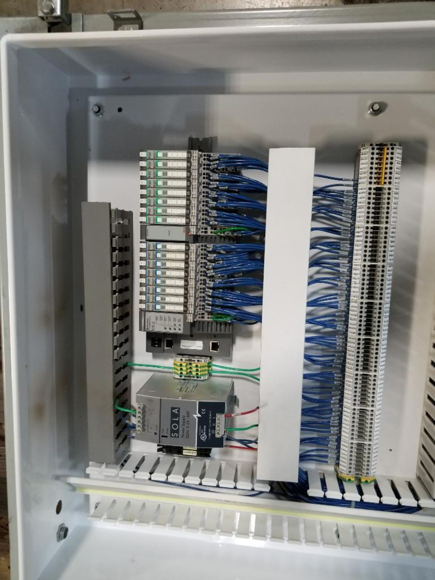 Electrical controller enclosure. - Image 3 of 5