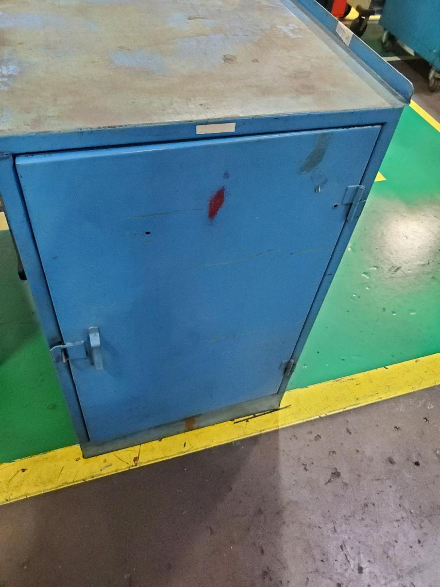 Qty 2 - Assorted tool boxes / cabinet. Rock River. 28x18x35, 22x19x37 WxDxH. - Image 4 of 5