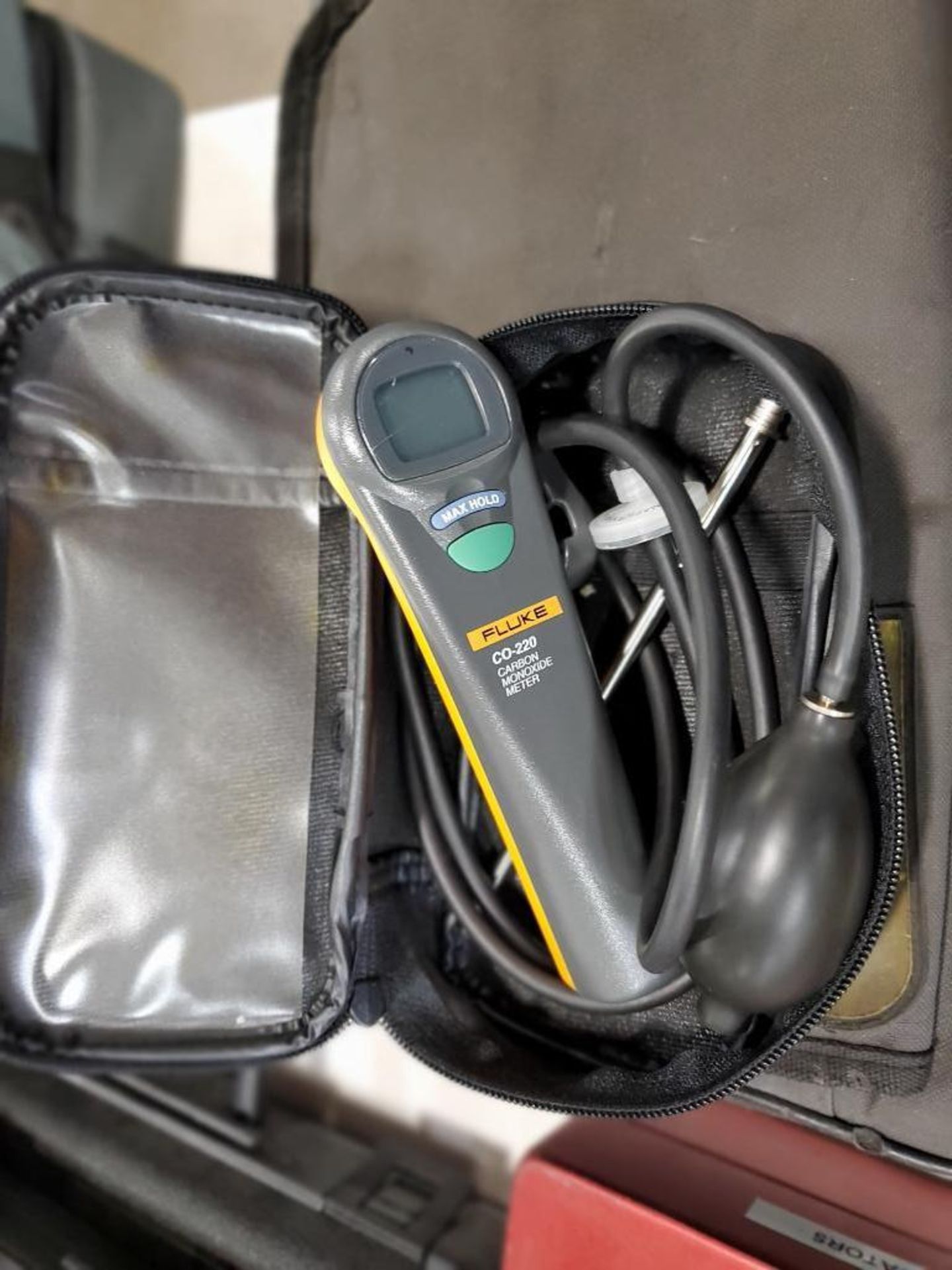 Assorted test and metering equipment. Fluke, UEI, Wagner. - Image 7 of 16