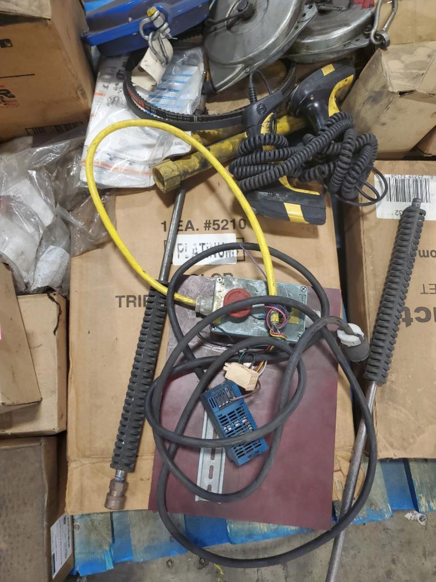 Pallet of assorted equipment. Tool balancers, scanners, air line equipment. - Image 3 of 6